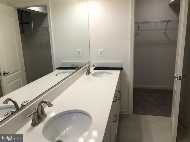 THE RIDGES - Residential Lease