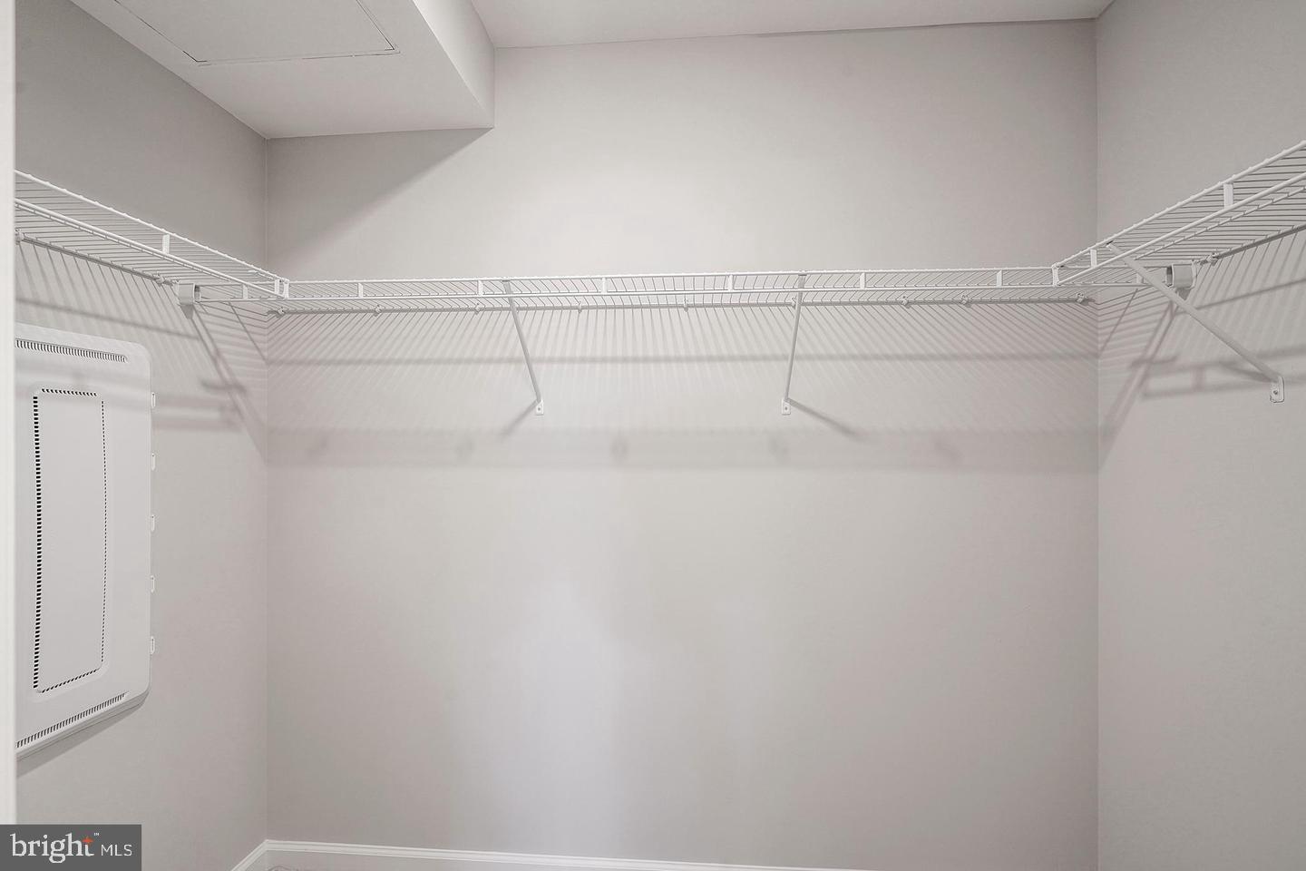 THE RIDGES - Residential Lease