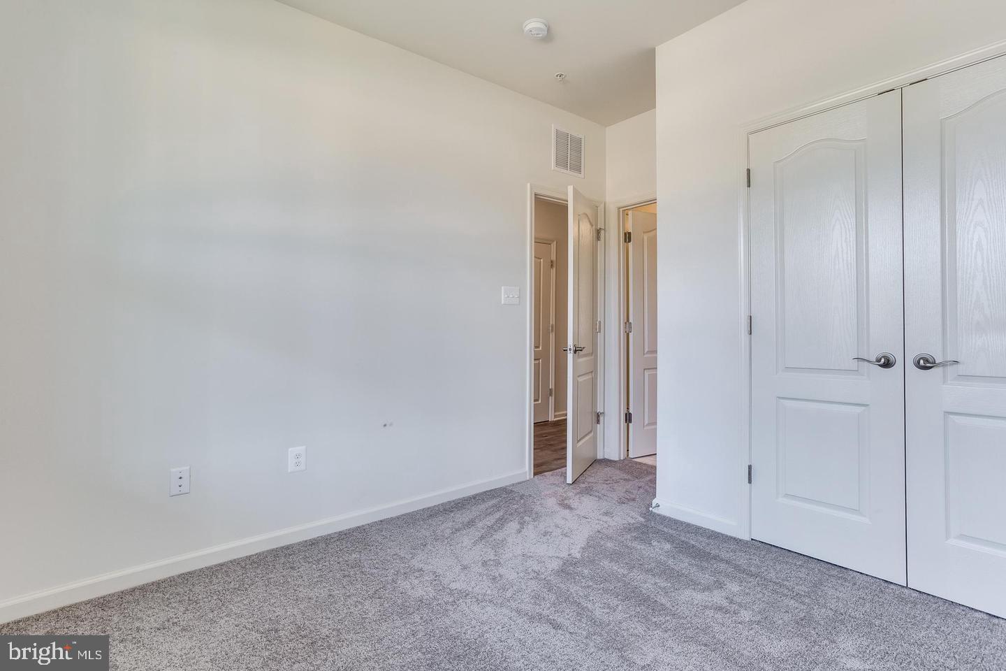 THE RIDGES - Residential Lease