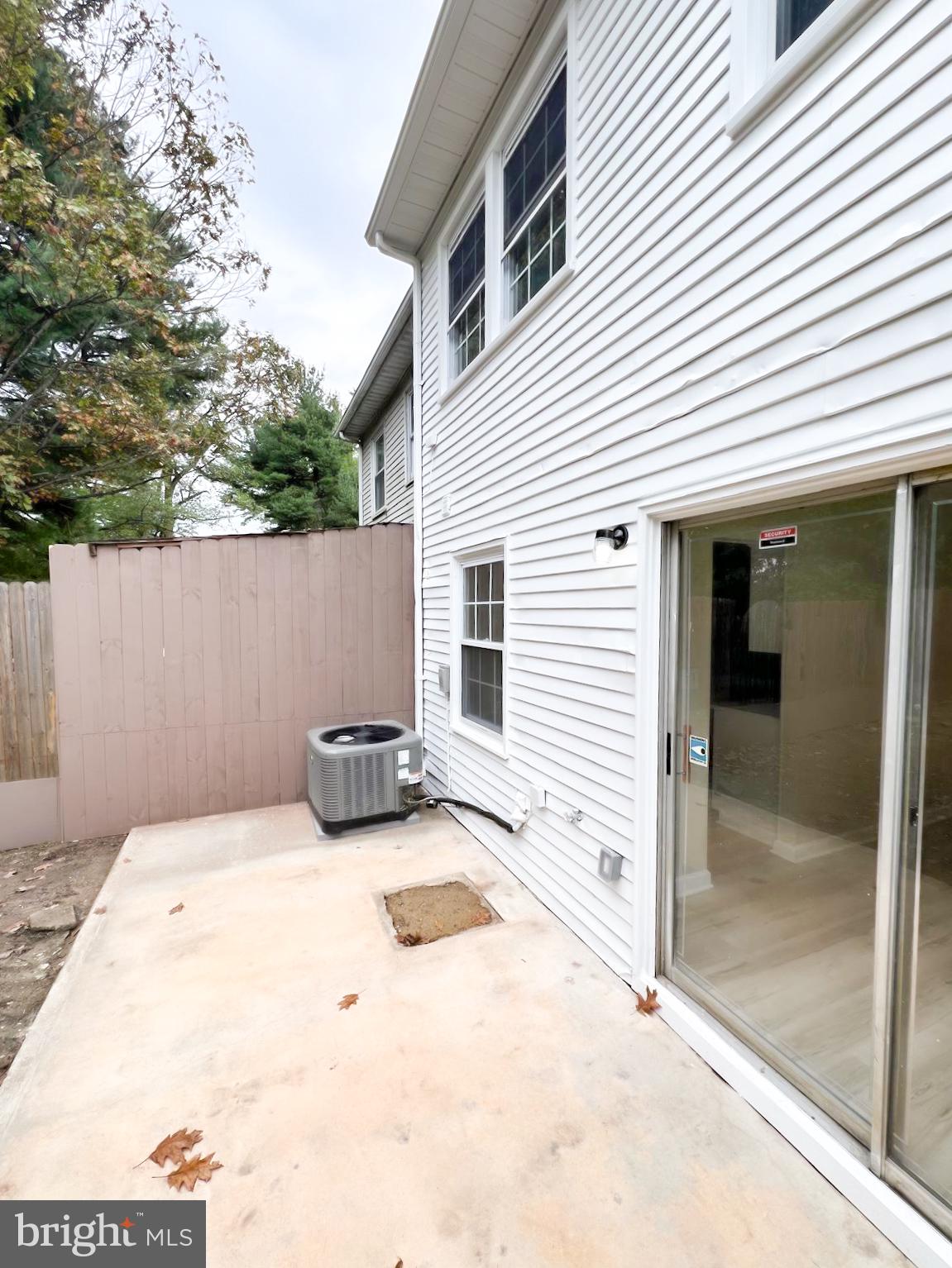 EDGEWATER VILLAGE - Residential Lease