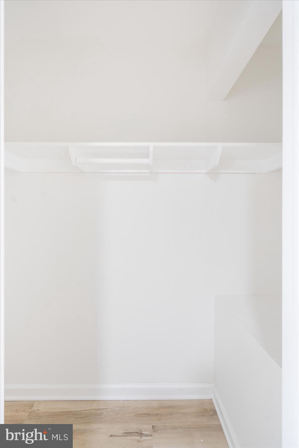 EDGEWATER VILLAGE - Residential Lease