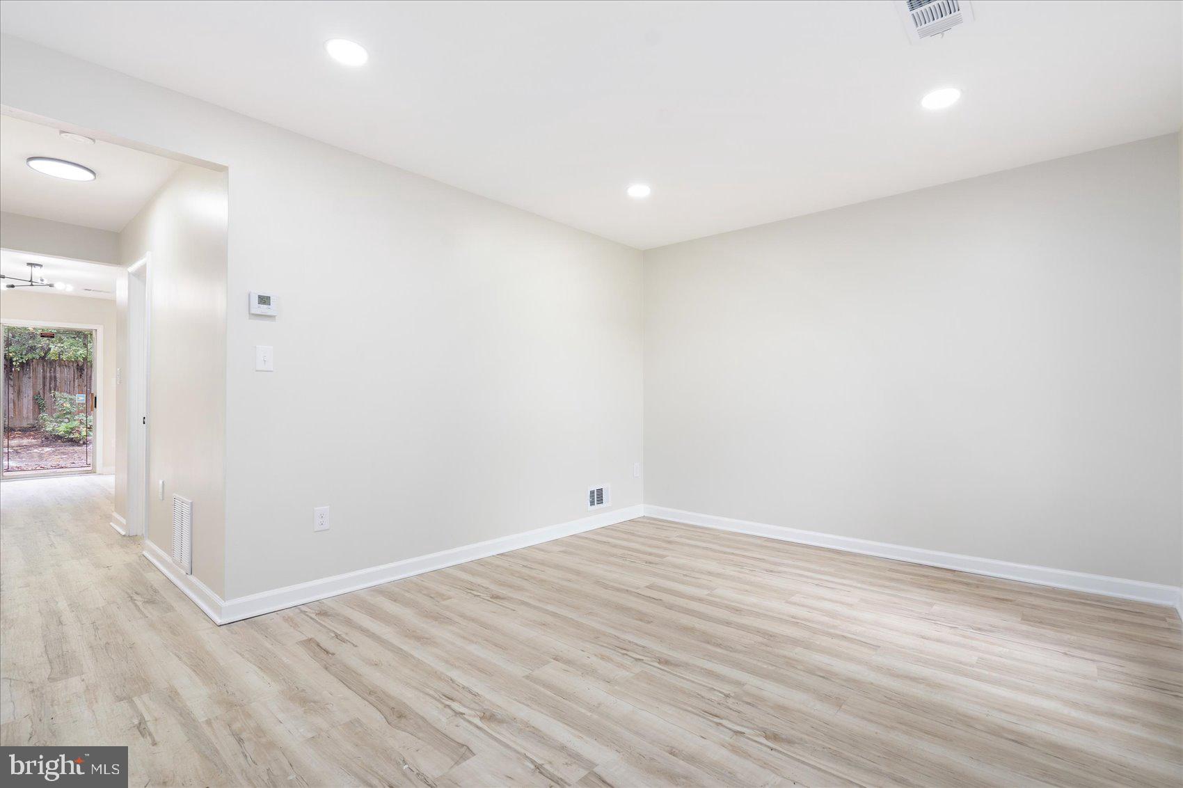 EDGEWATER VILLAGE - Residential Lease