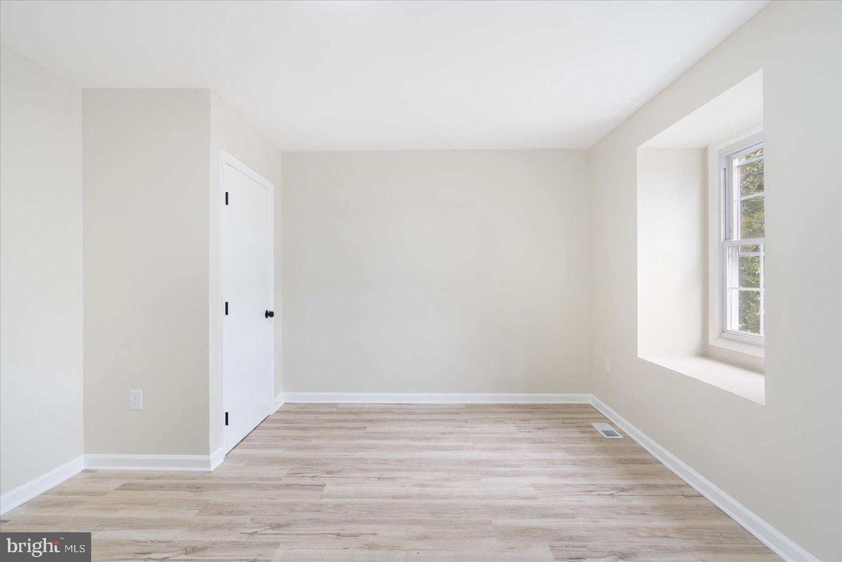 EDGEWATER VILLAGE - Residential Lease