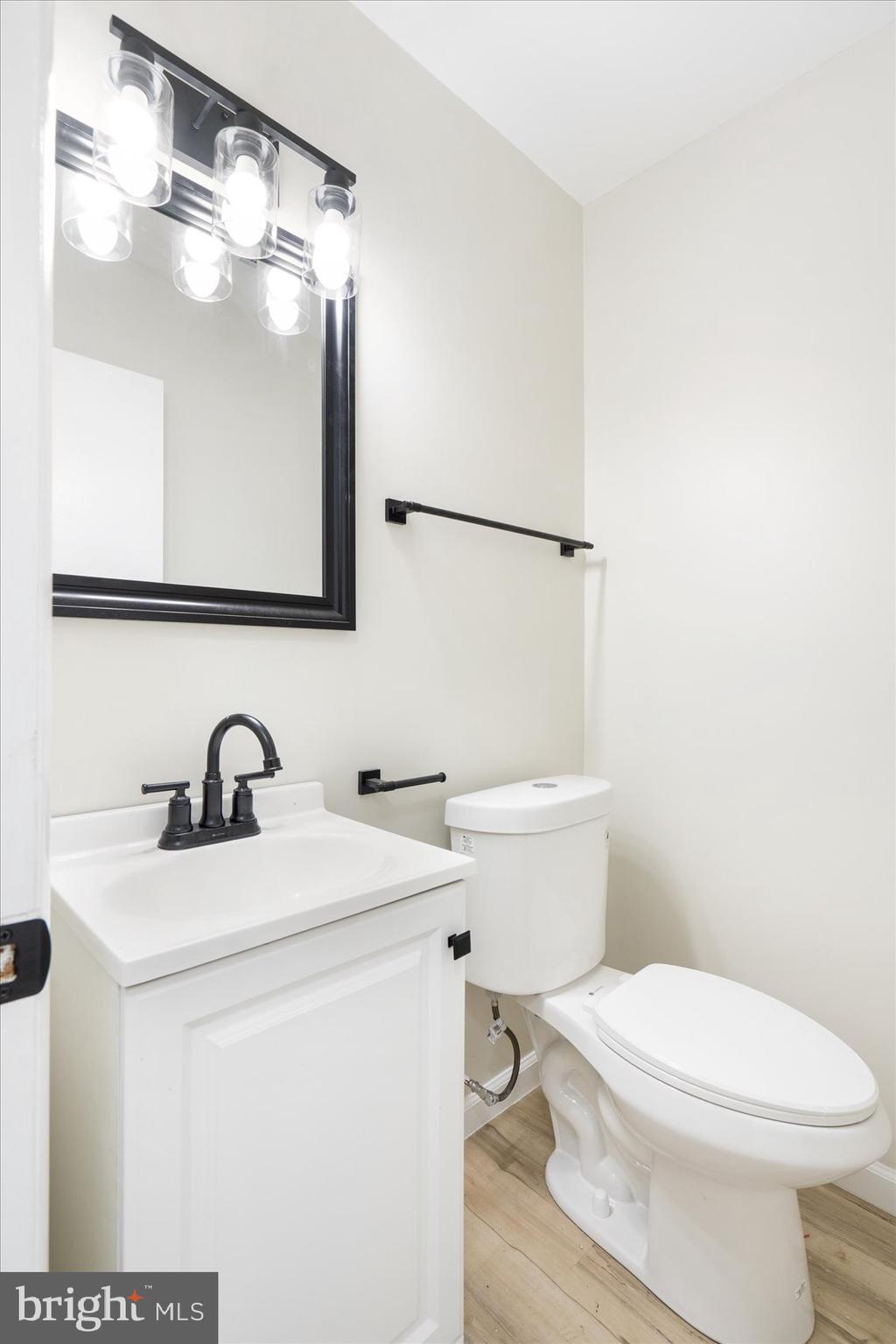 EDGEWATER VILLAGE - Residential Lease