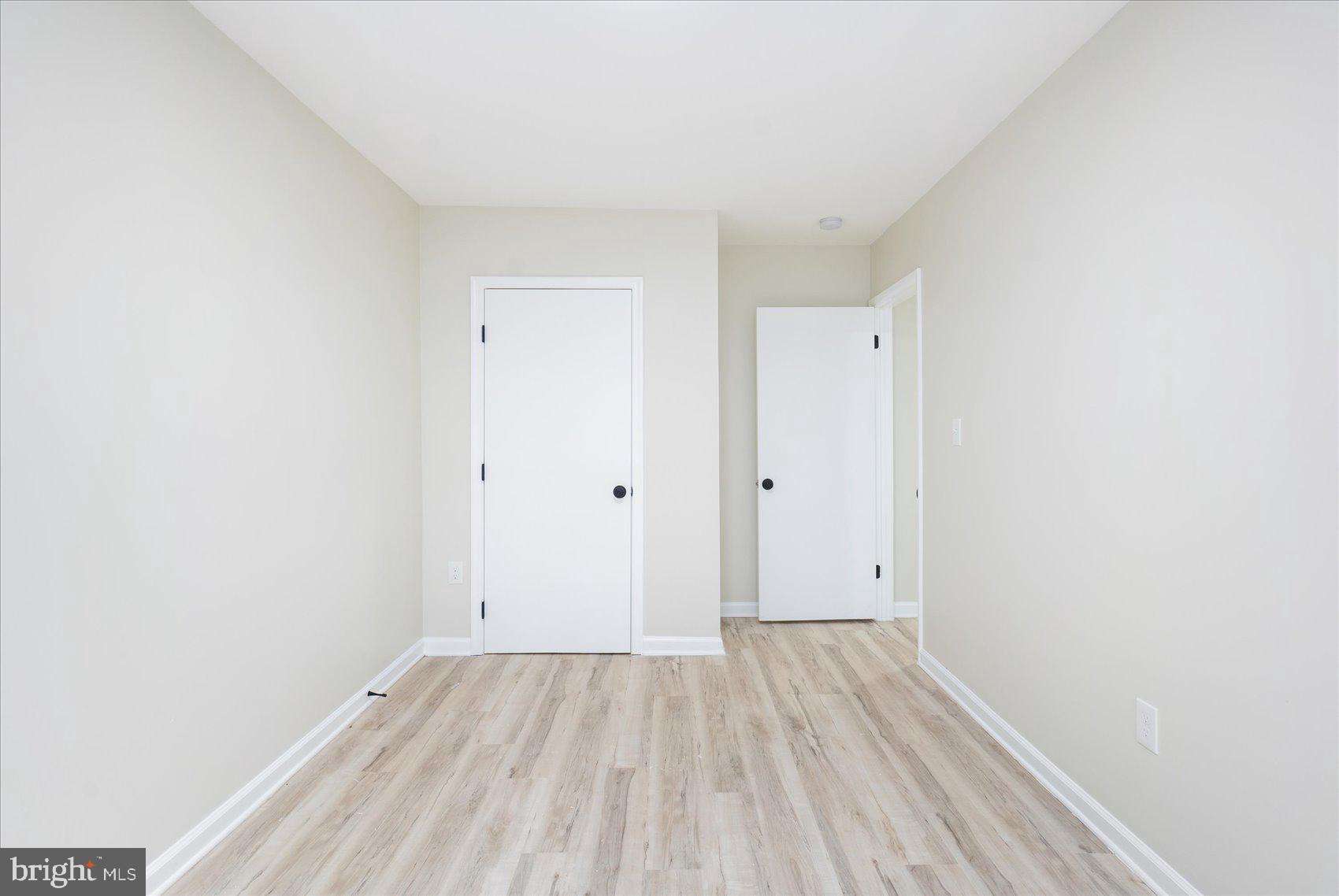 EDGEWATER VILLAGE - Residential Lease