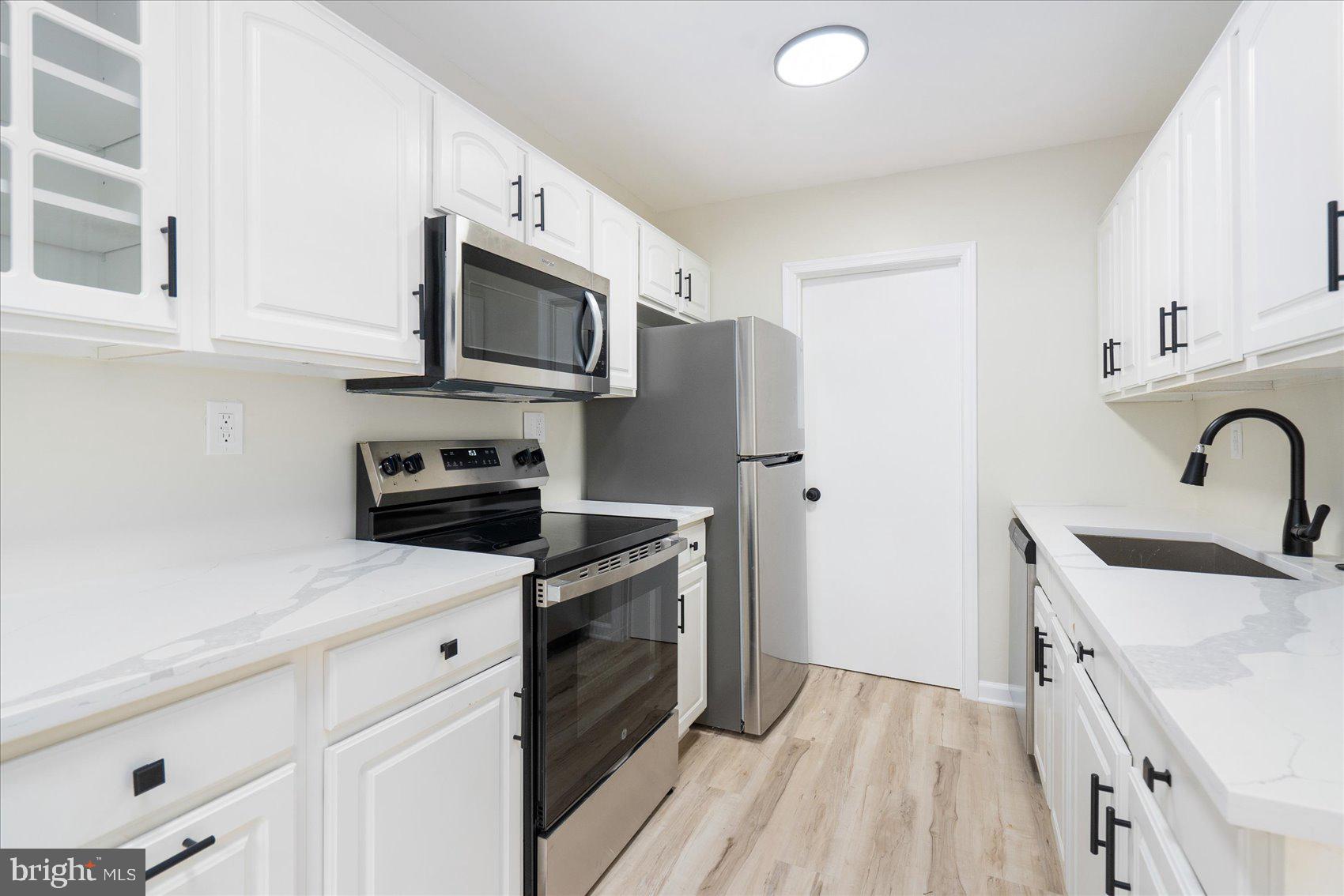 EDGEWATER VILLAGE - Residential Lease