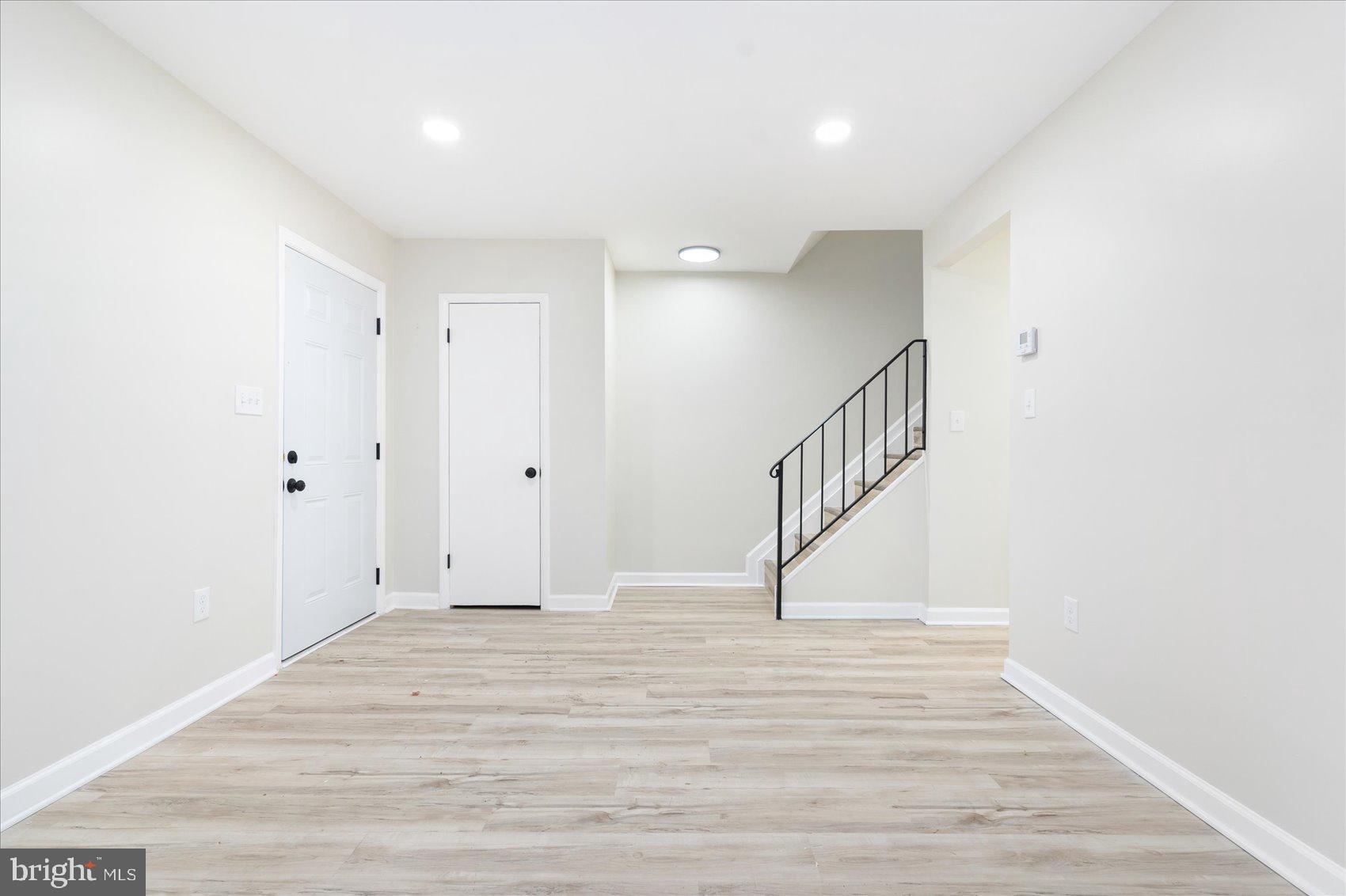 EDGEWATER VILLAGE - Residential Lease