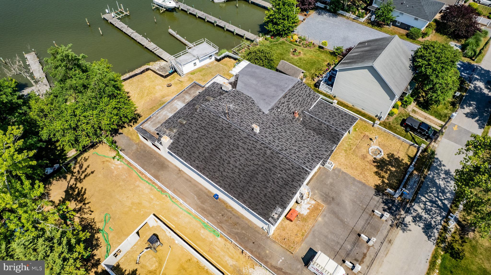 OYSTER HARBOR - Residential
