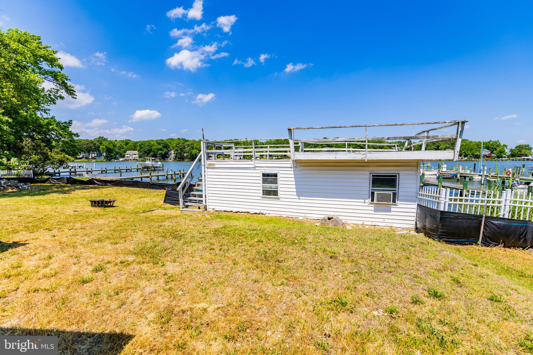 OYSTER HARBOR - Residential