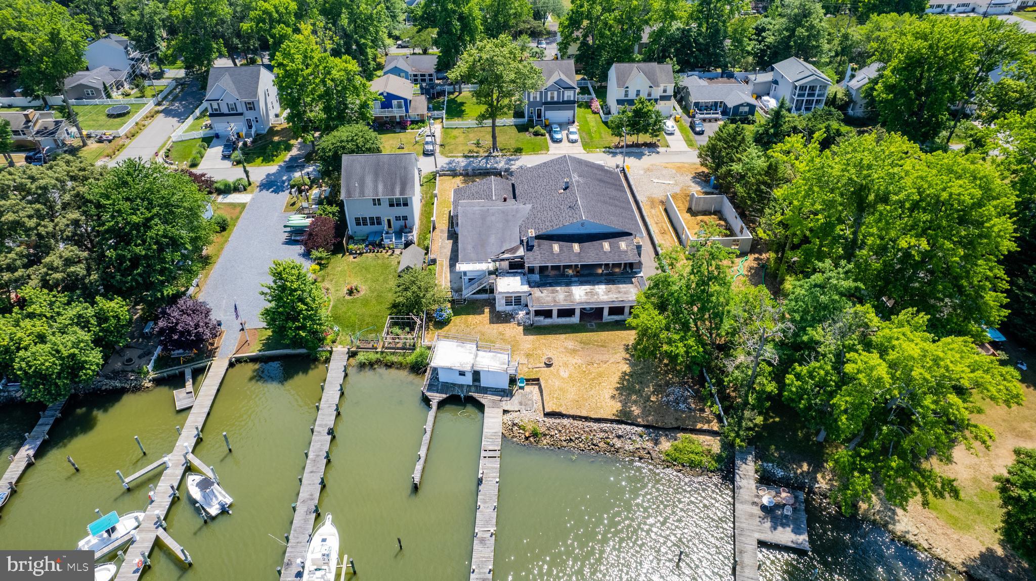 OYSTER HARBOR - Residential