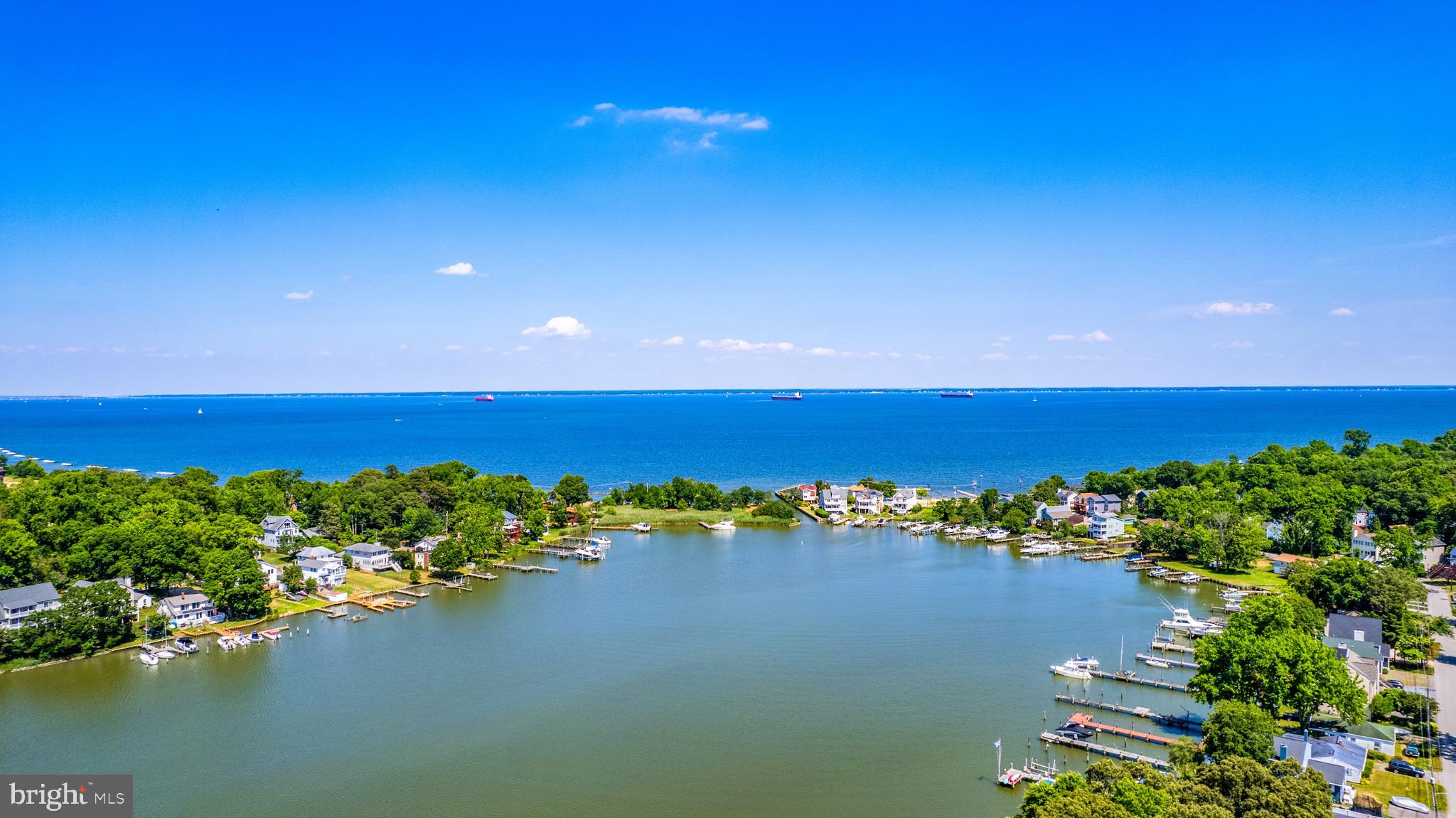 OYSTER HARBOR - Residential