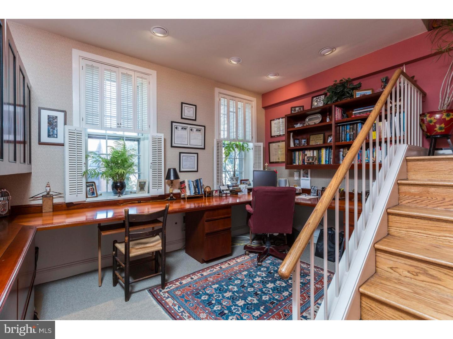 SOCIETY HILL - Residential