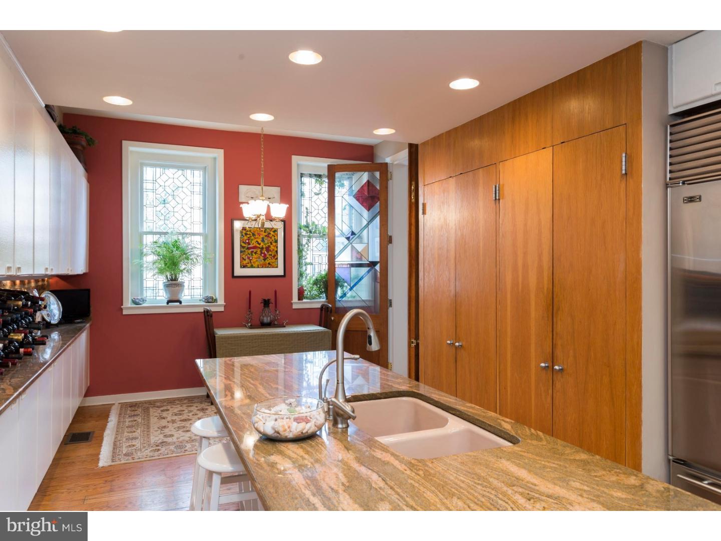 SOCIETY HILL - Residential