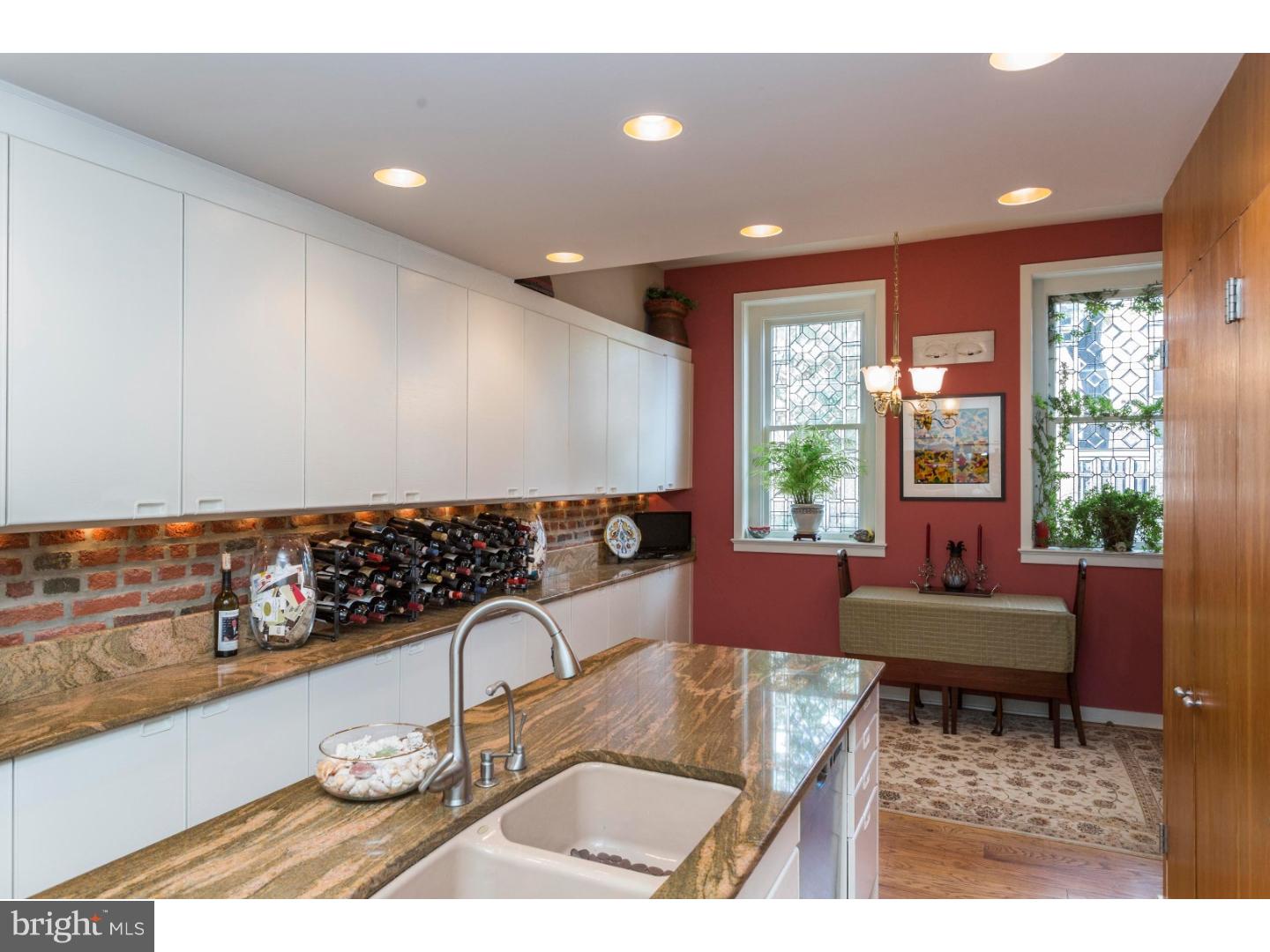 SOCIETY HILL - Residential