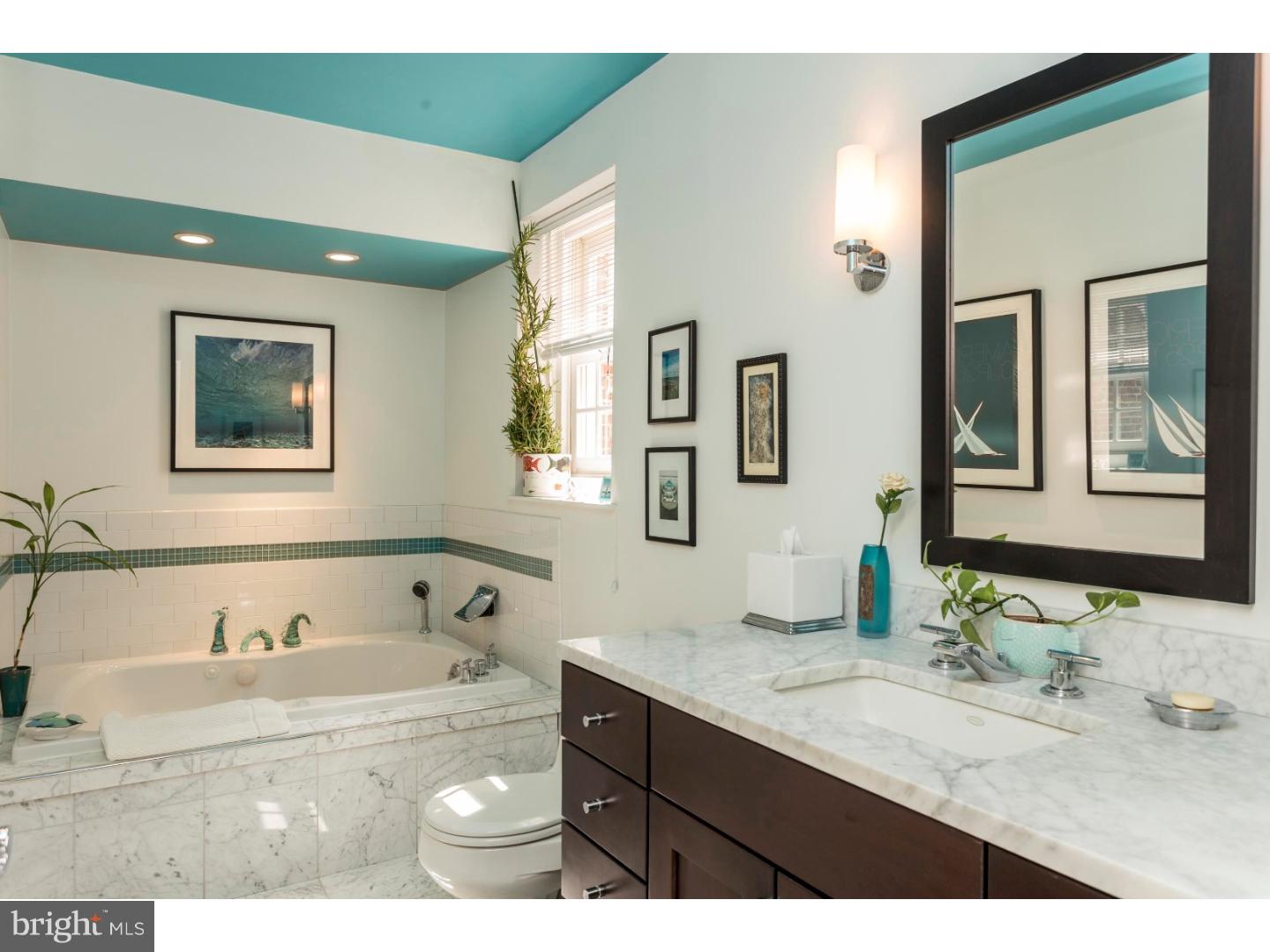 SOCIETY HILL - Residential