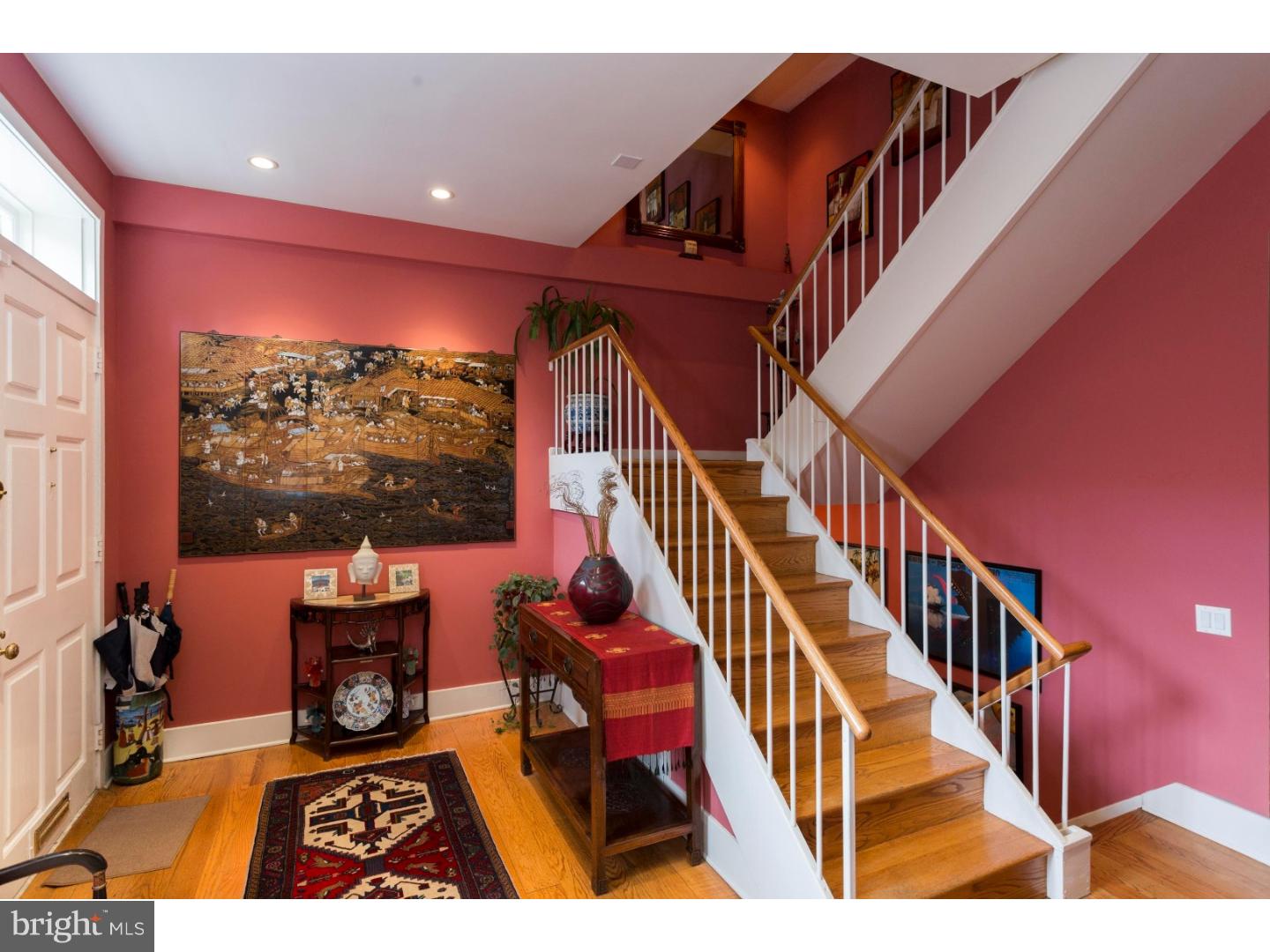 SOCIETY HILL - Residential