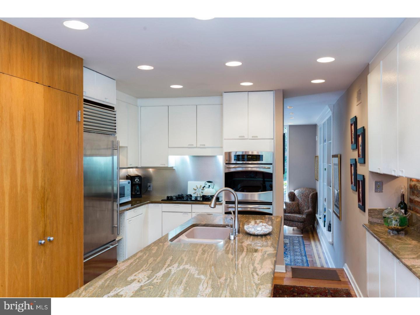 SOCIETY HILL - Residential