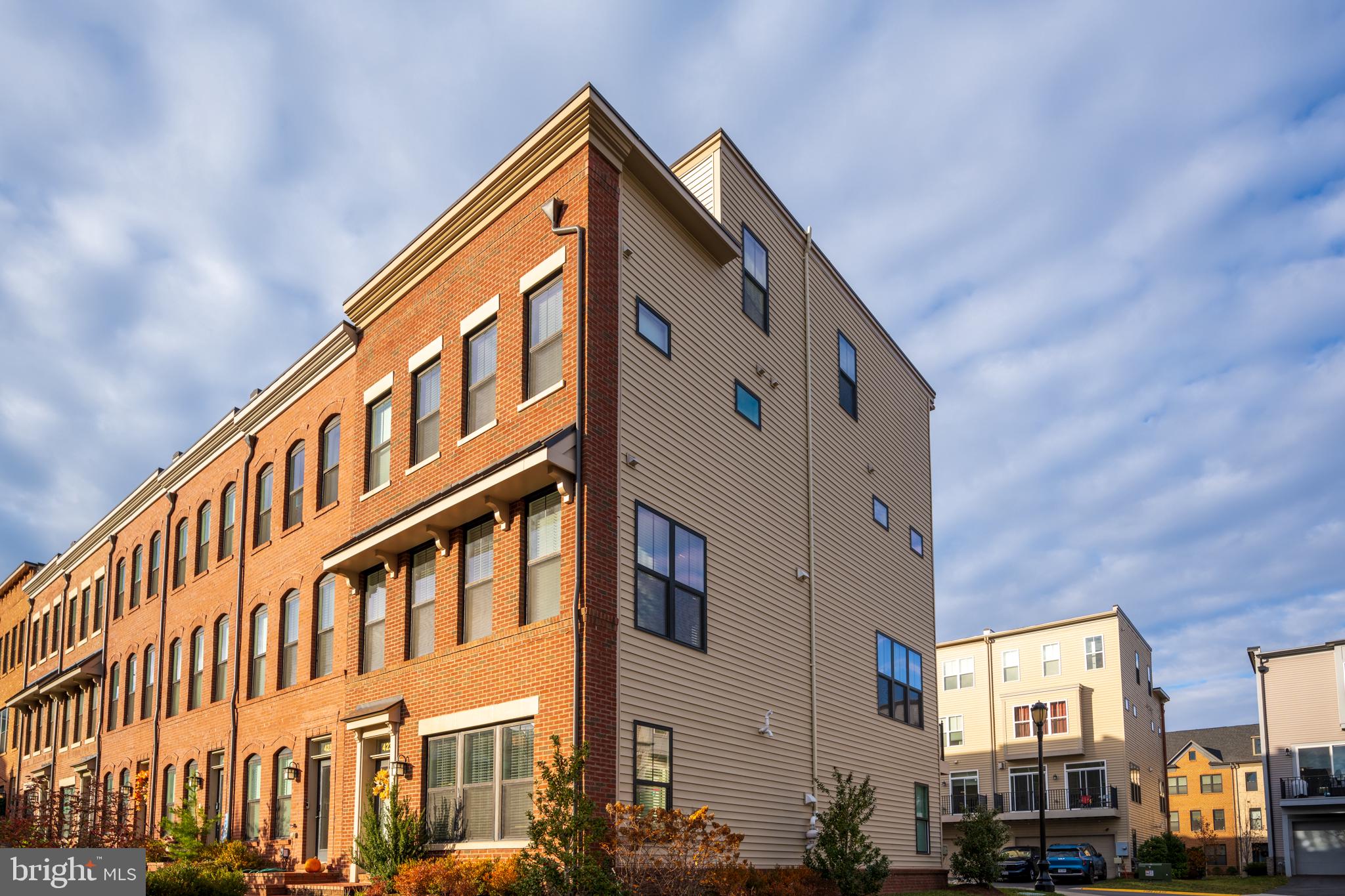 42365 ZEBULON SQUARE