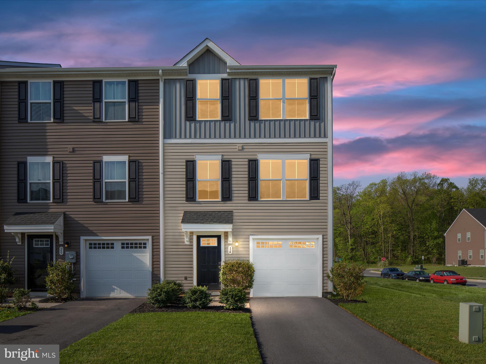 THE LAKES AT MARTINSBURG - Residential