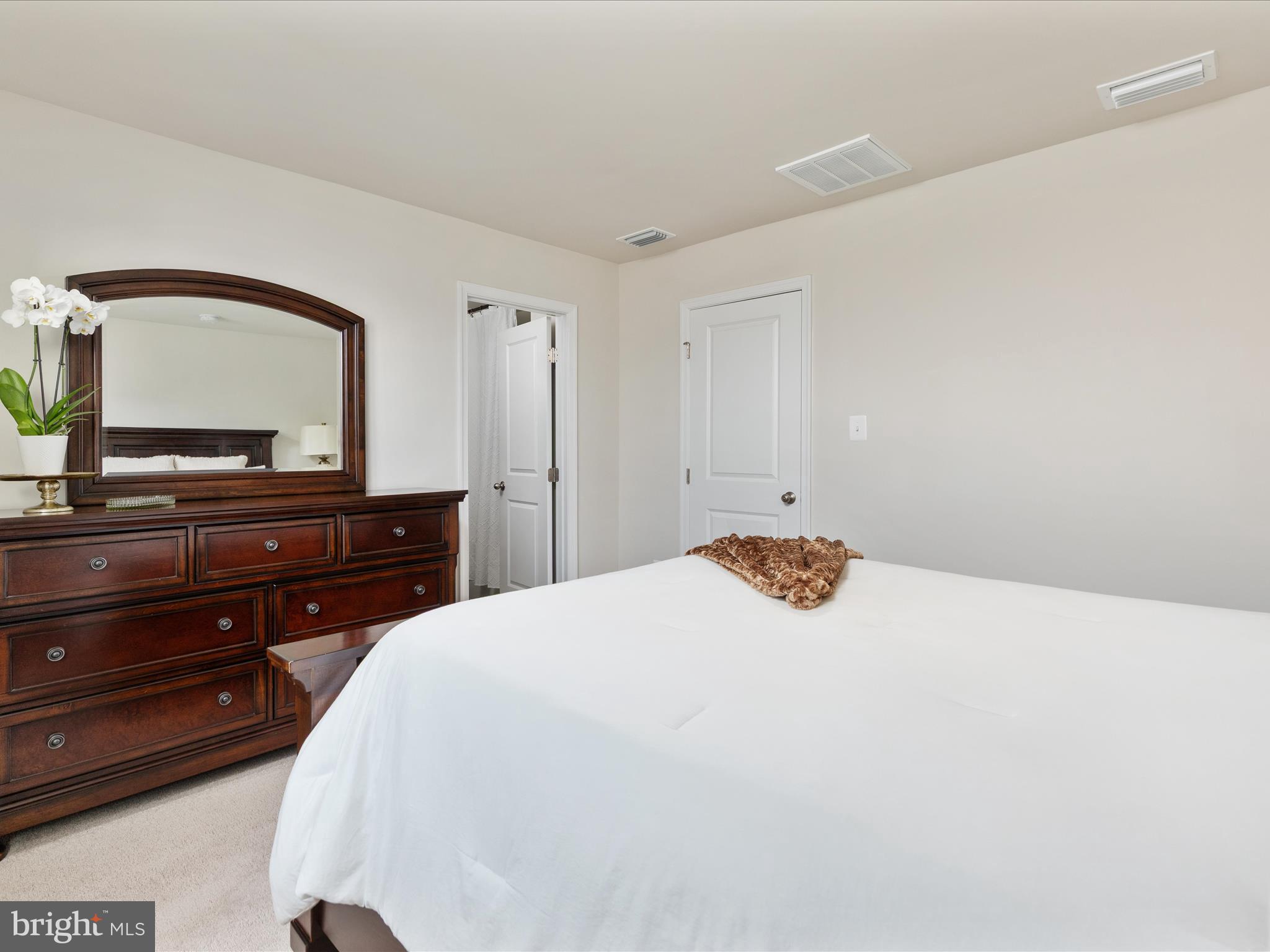 THE LAKES AT MARTINSBURG - Residential