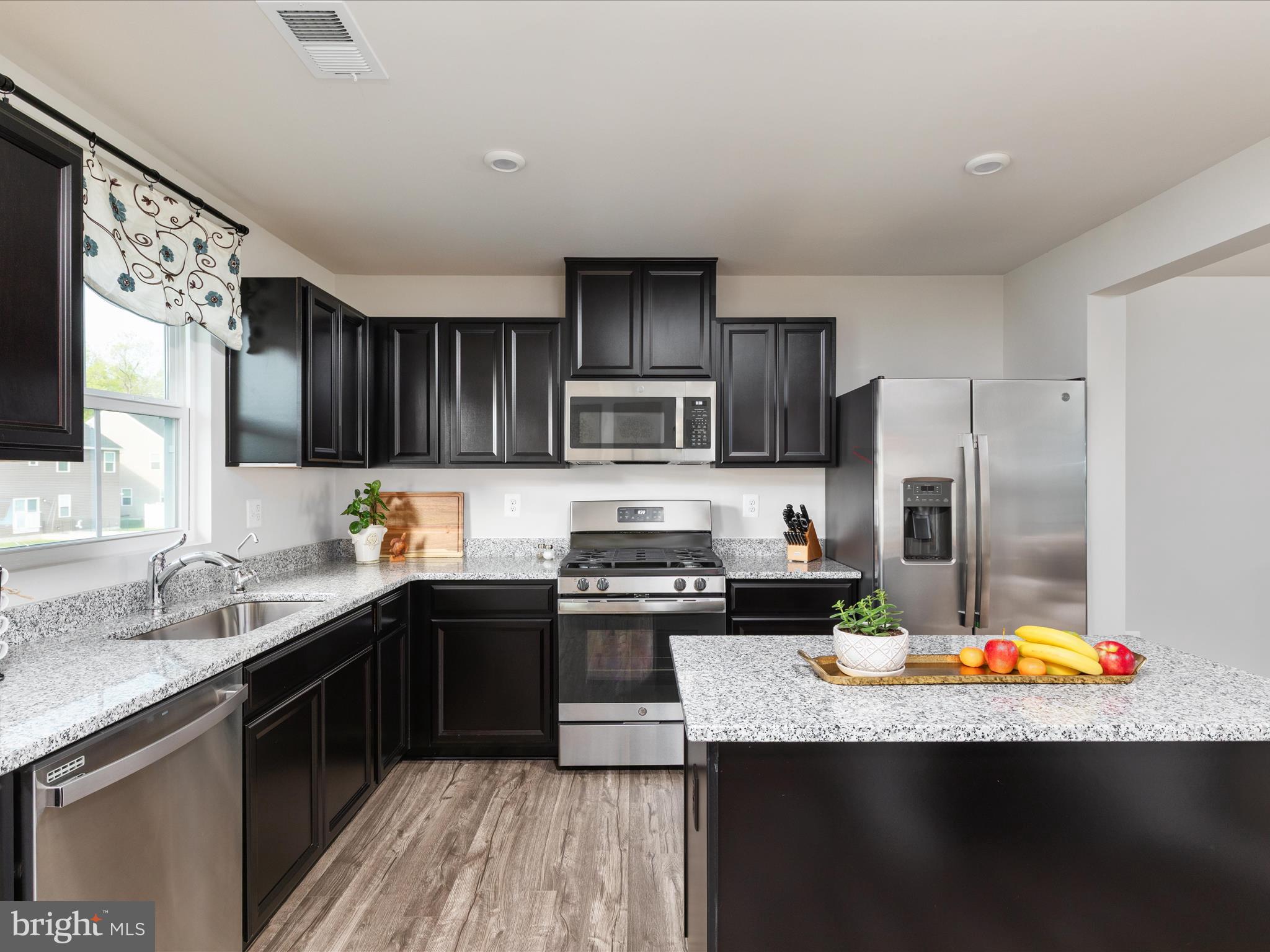 THE LAKES AT MARTINSBURG - Residential