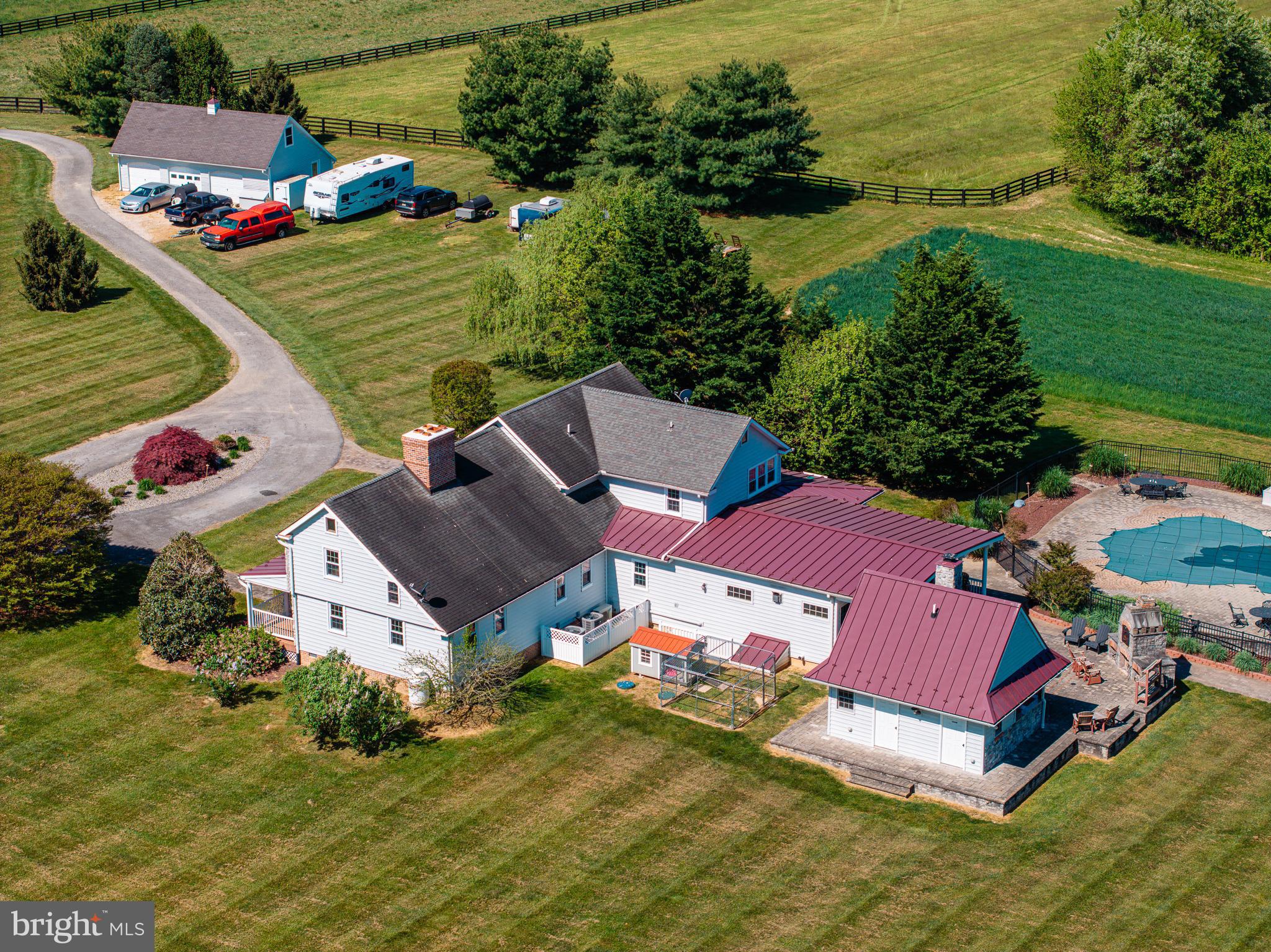 LINDEN MANOR - Residential