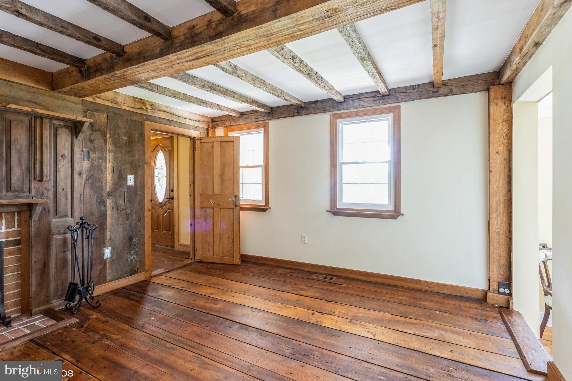 LINDEN MANOR - Residential