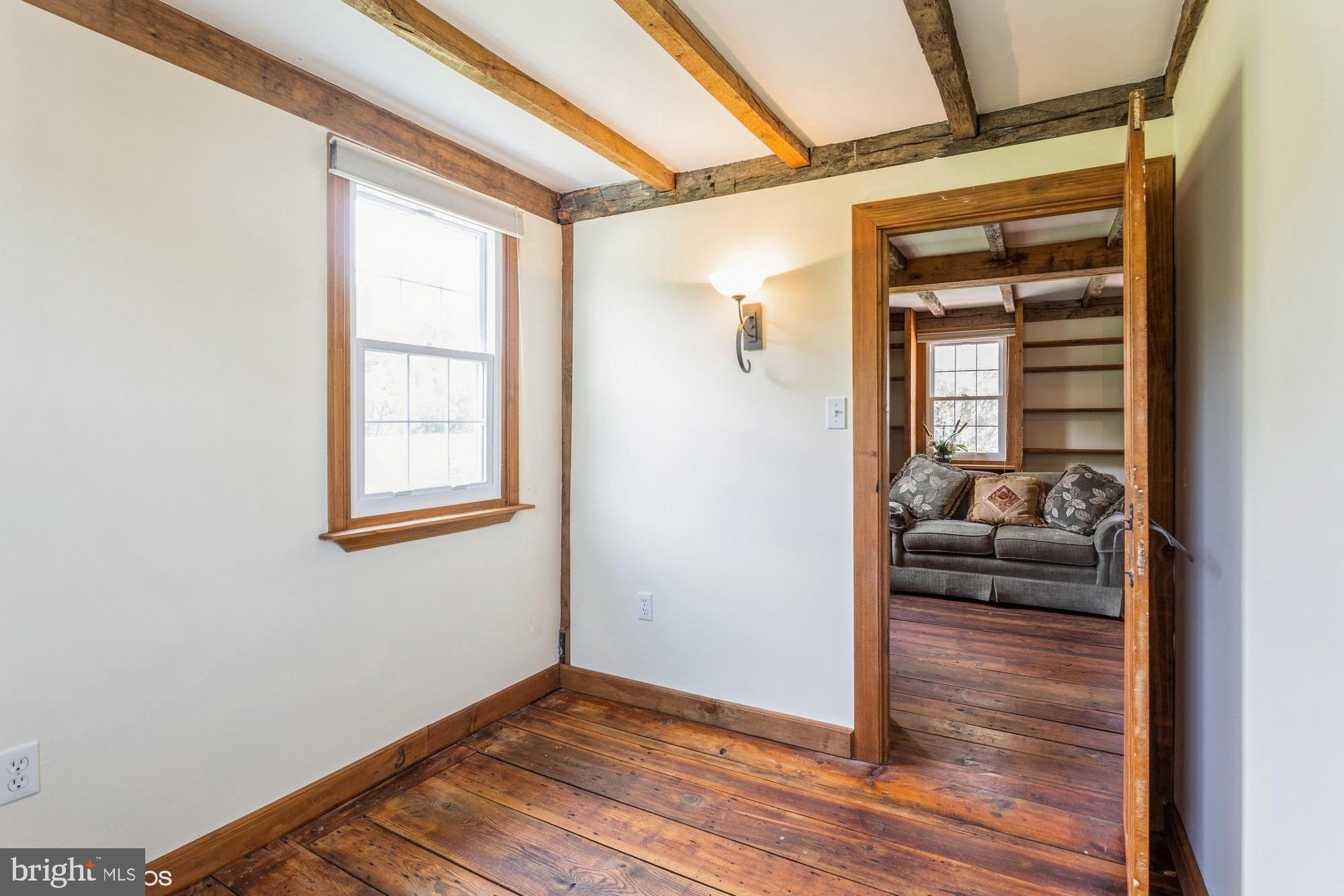 LINDEN MANOR - Residential