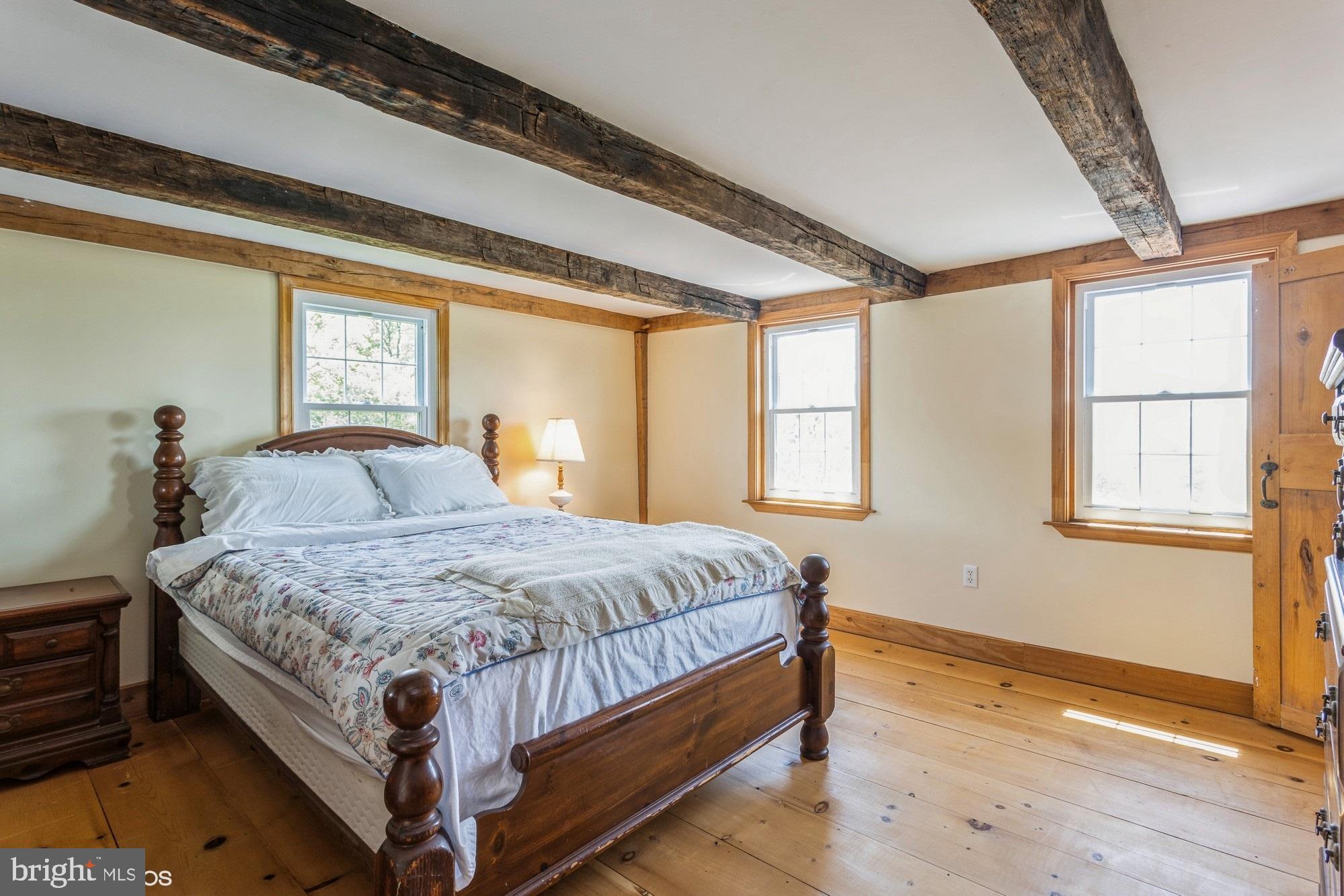 LINDEN MANOR - Residential