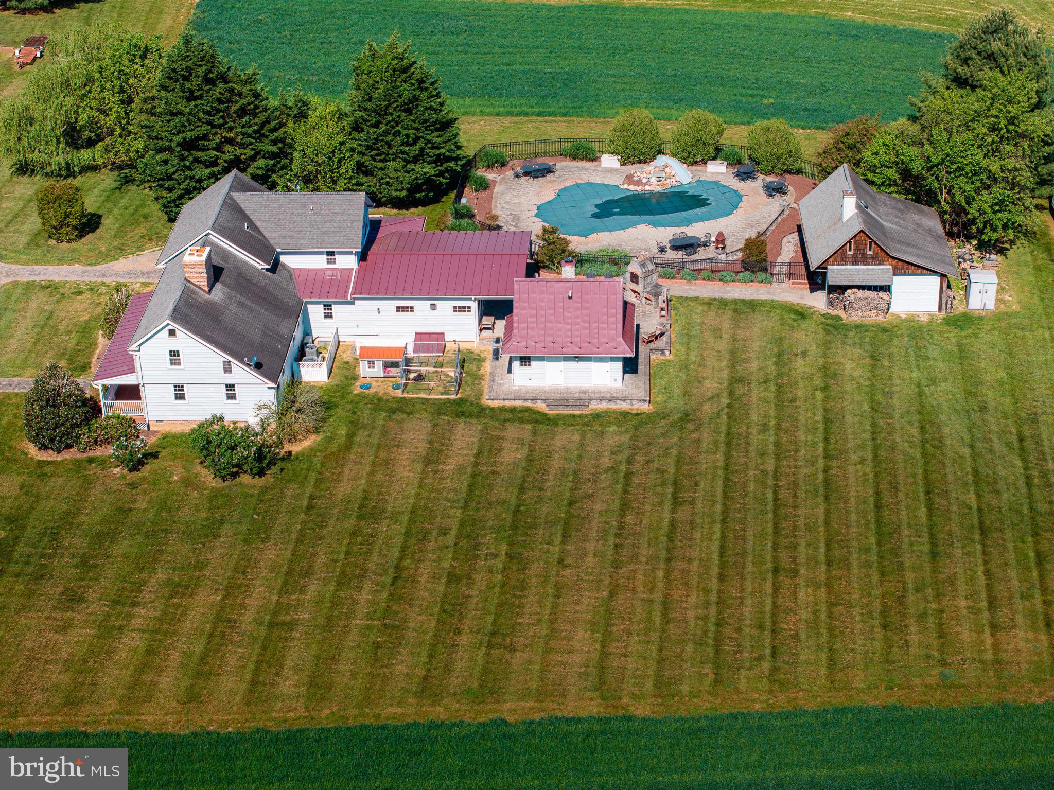 LINDEN MANOR - Residential