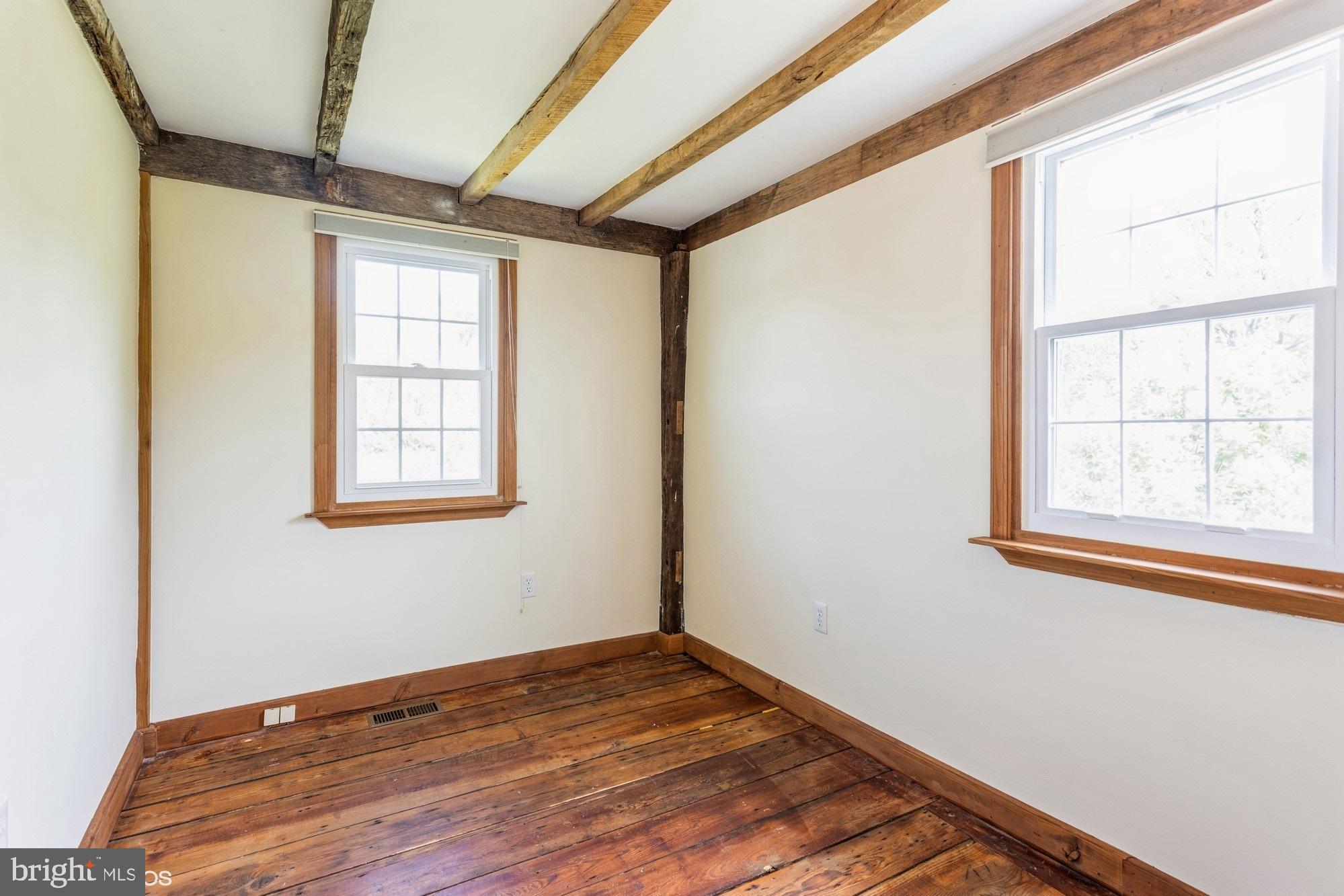 LINDEN MANOR - Residential