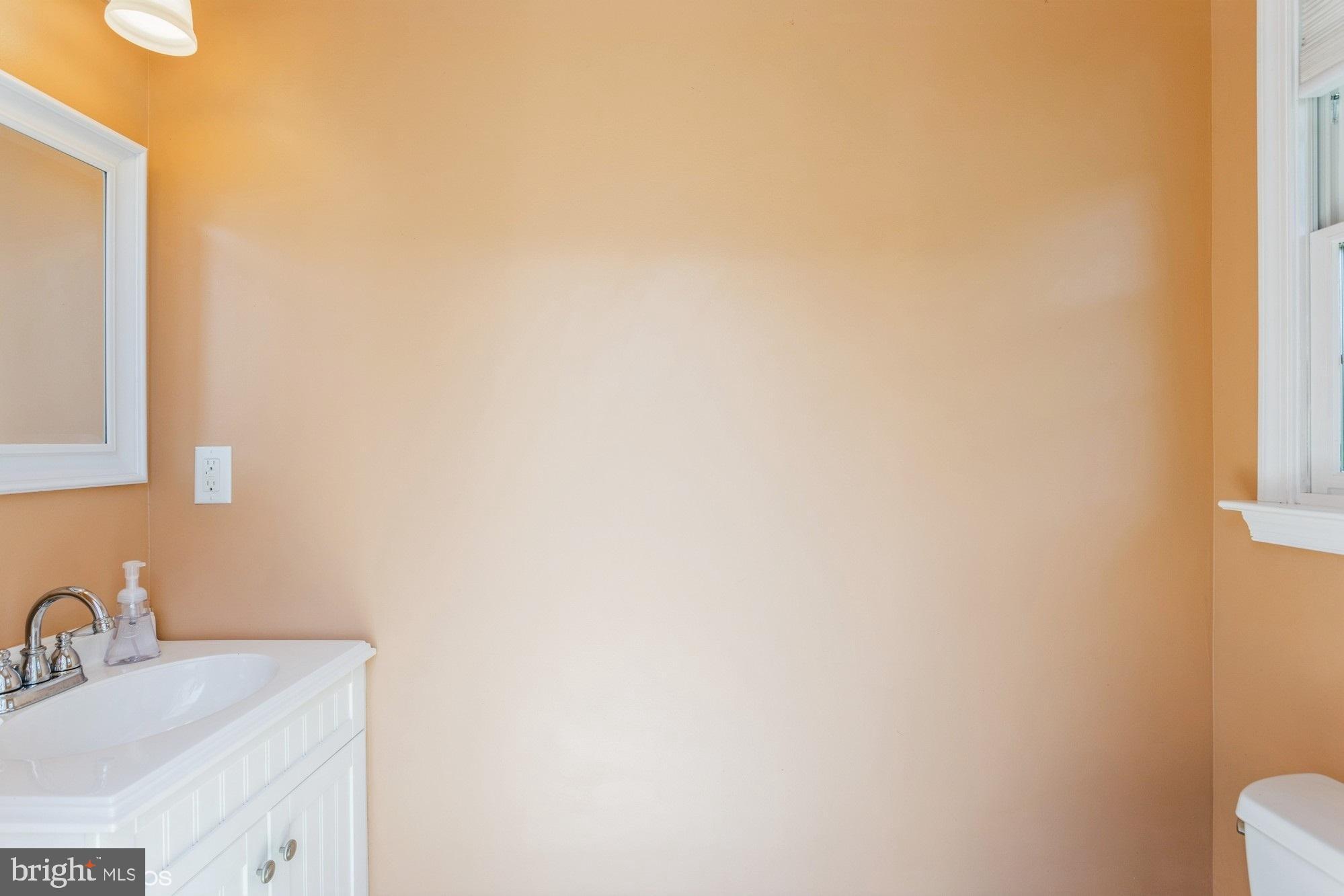 LINDEN MANOR - Residential