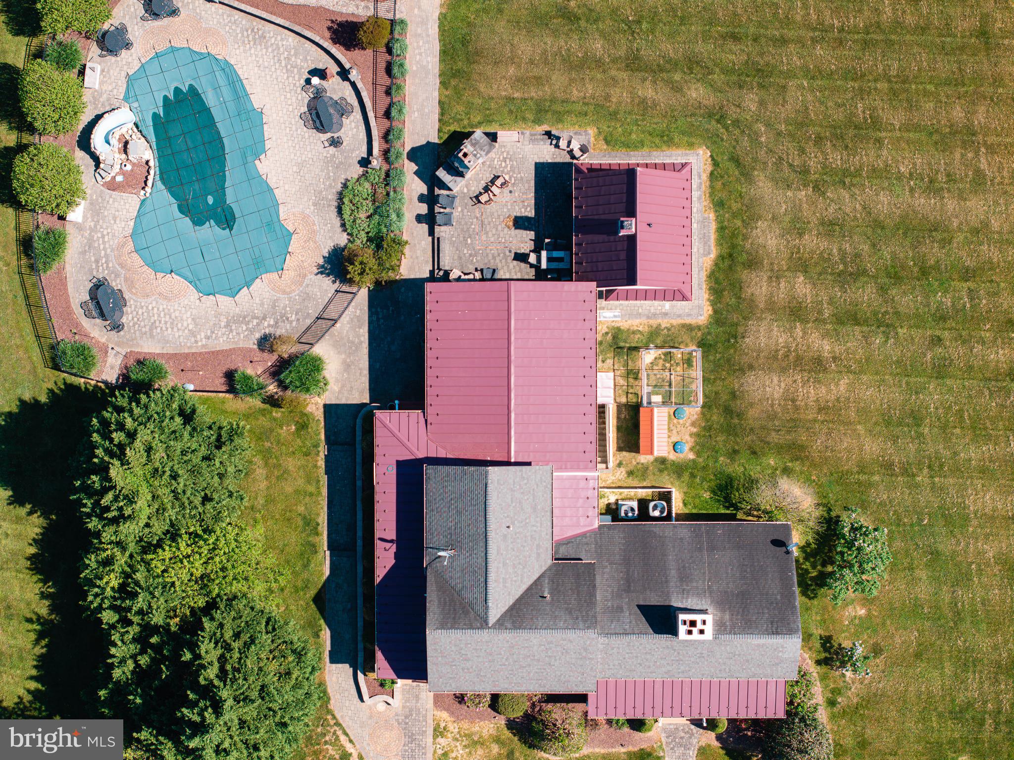 LINDEN MANOR - Residential