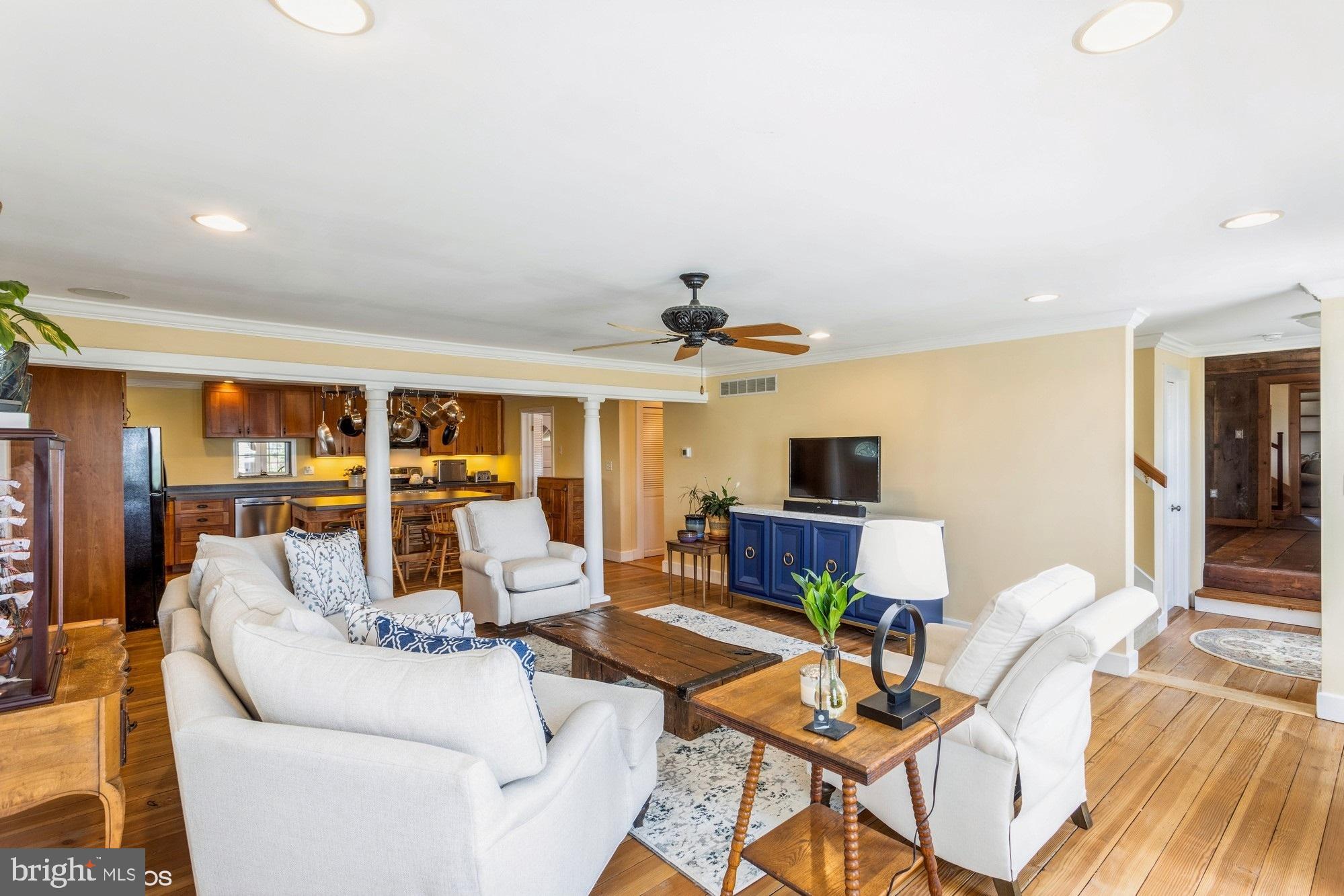 LINDEN MANOR - Residential