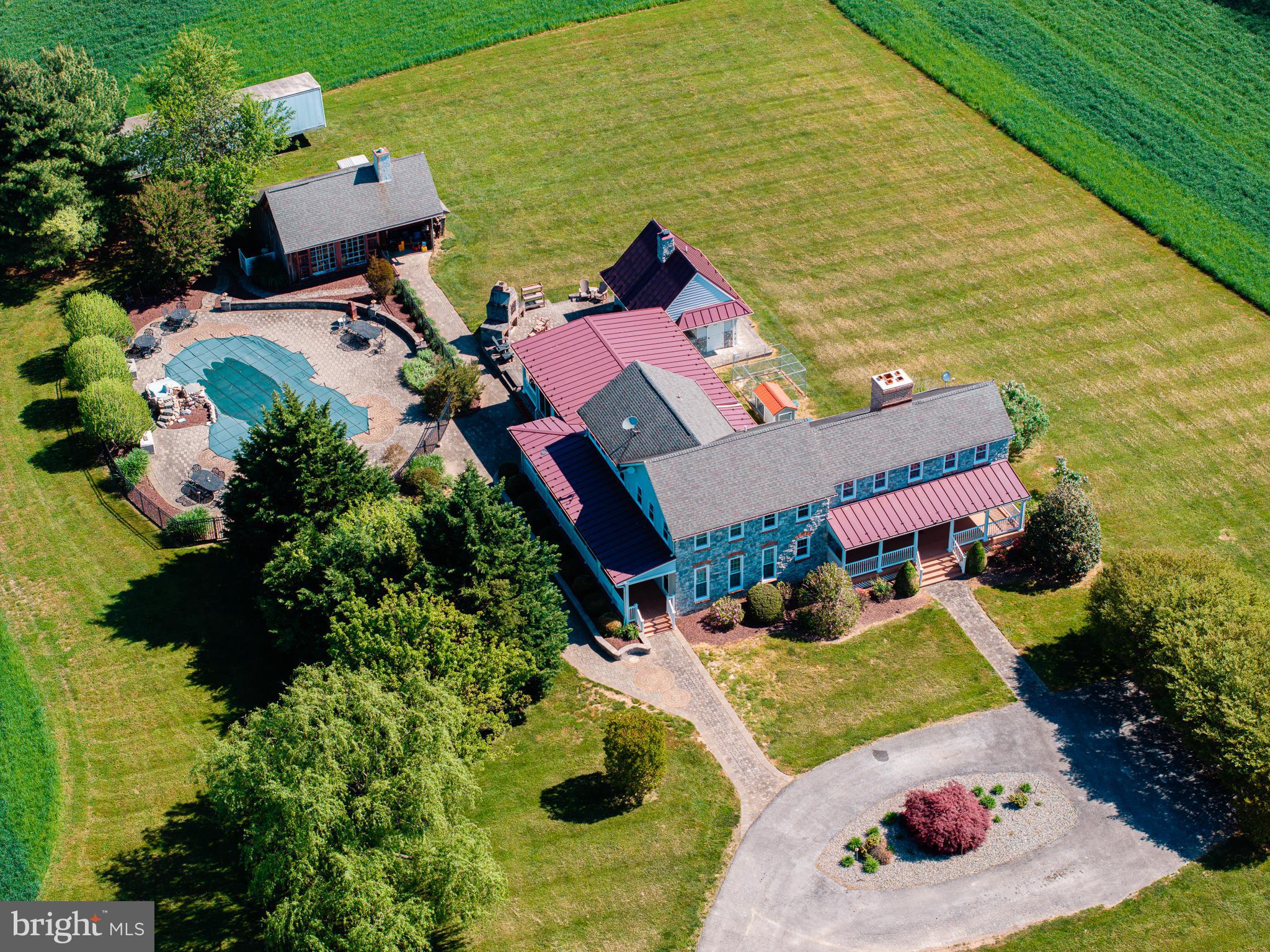 LINDEN MANOR - Residential