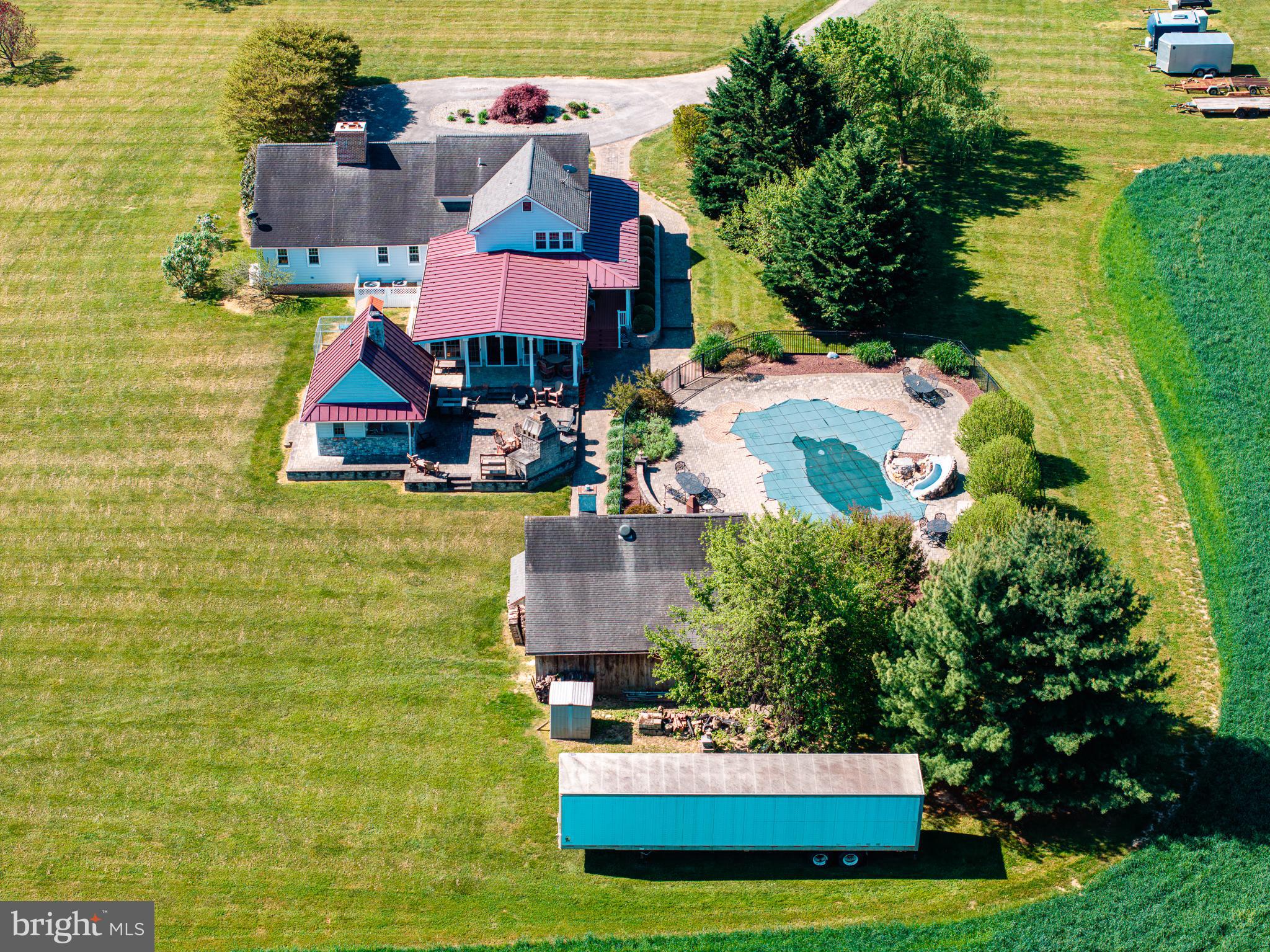 LINDEN MANOR - Residential