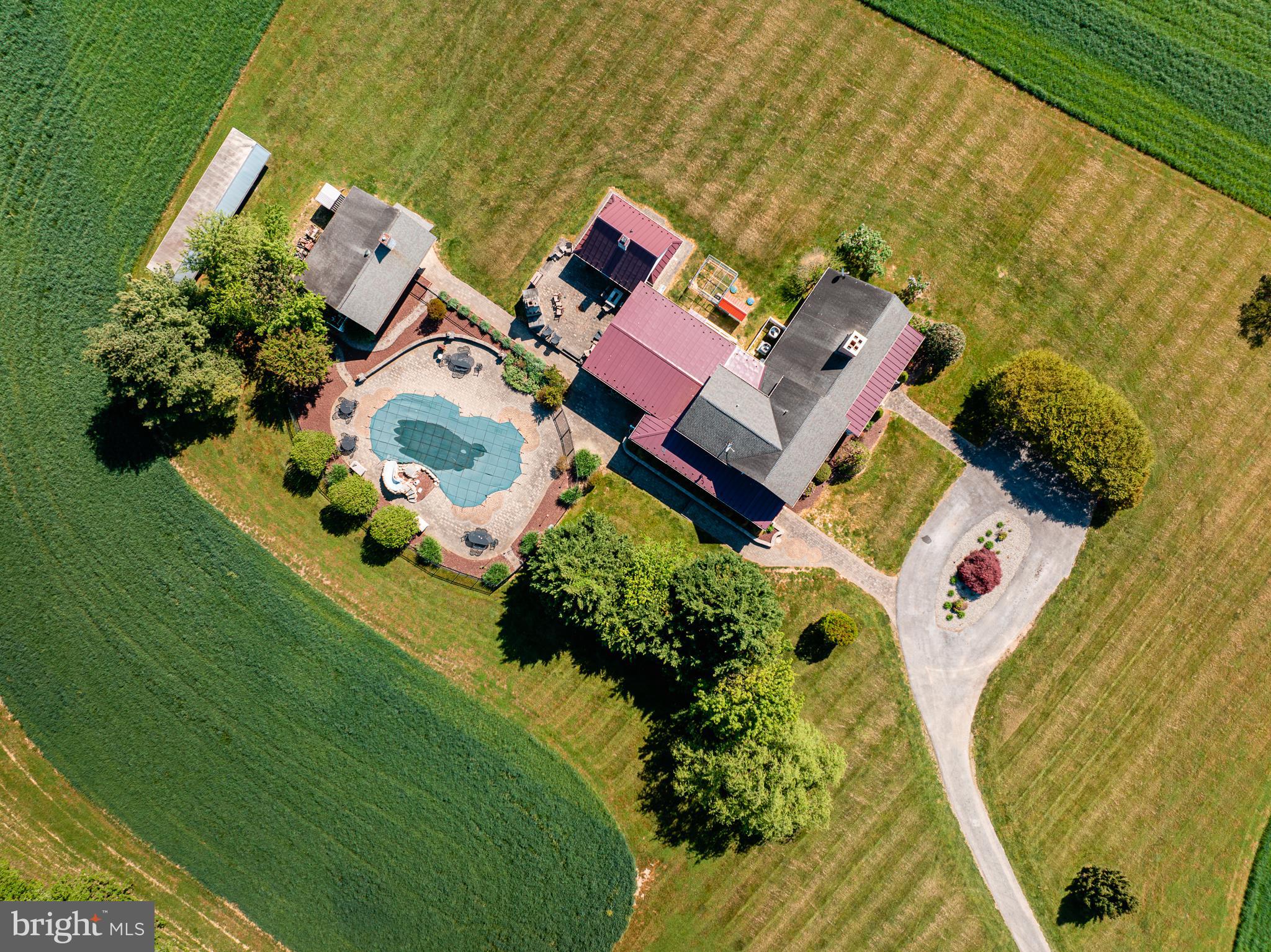 LINDEN MANOR - Residential