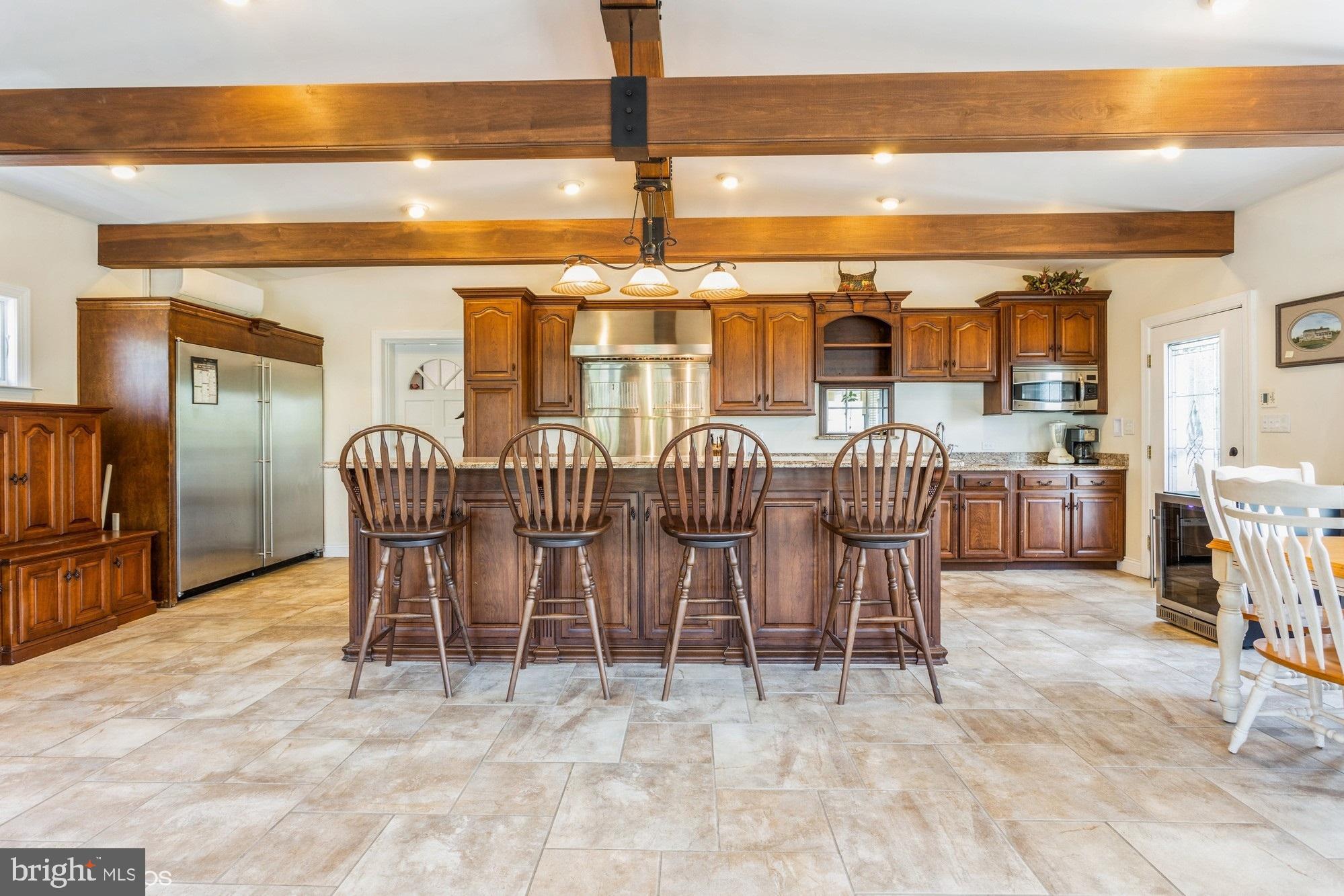 LINDEN MANOR - Residential