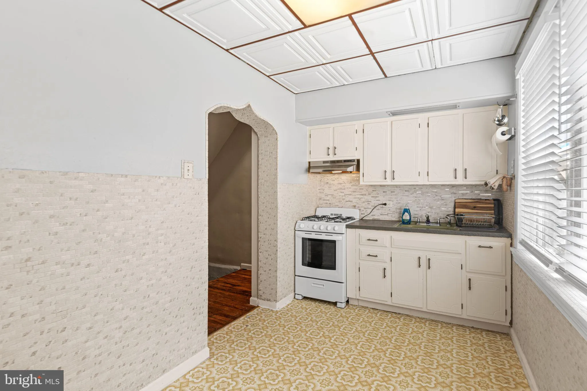 Philadelphia, Pennsylvania 19130, United States, 2 Bedrooms Bedrooms, ,1 BathroomBathrooms,Residential,Contingent,129905