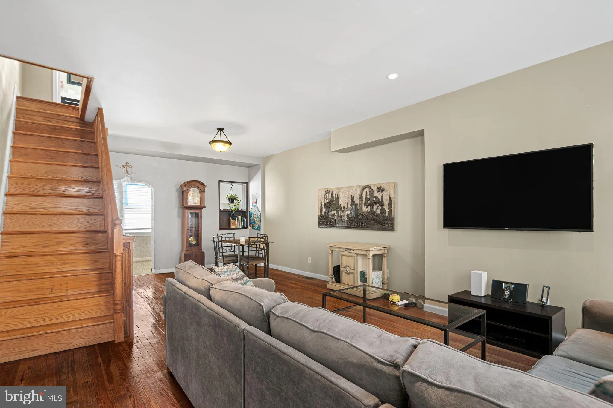 Philadelphia, Pennsylvania 19130, United States, 2 Bedrooms Bedrooms, ,1 BathroomBathrooms,Residential,Contingent,129905