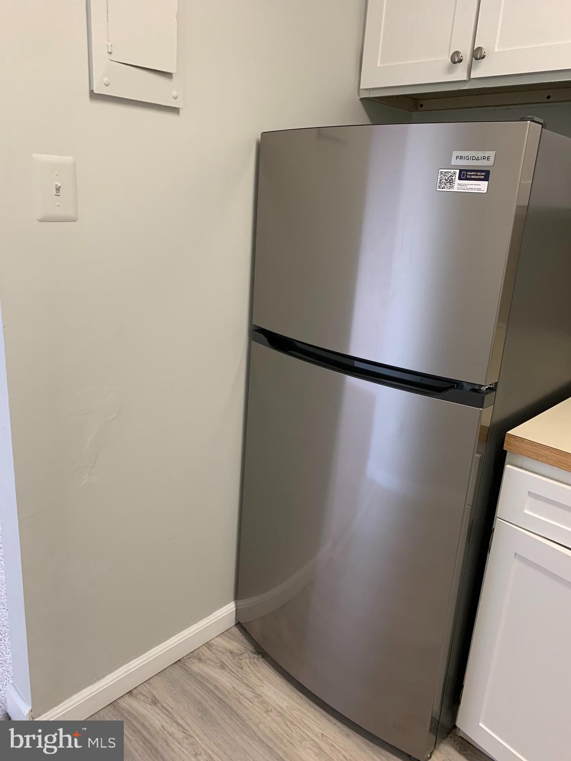 RIVER PLACE WEST - Residential Lease