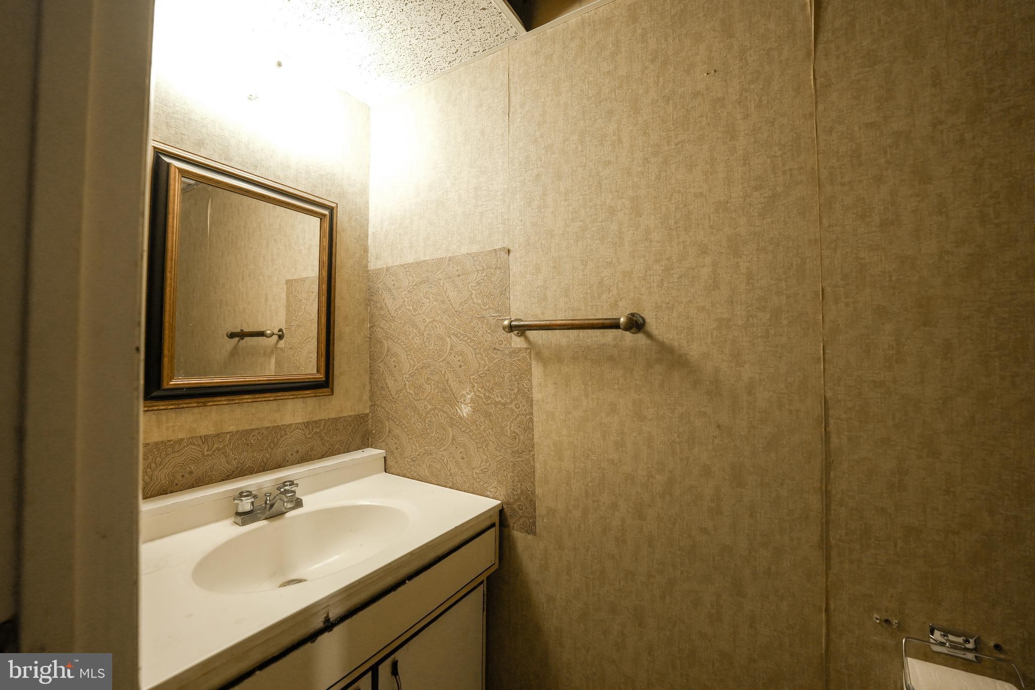 INDIAN SPRING CLUB ESTS - Residential