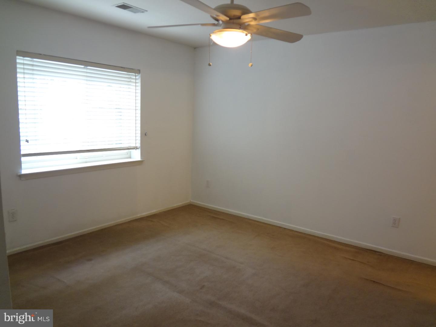 ART MUSEUM AREA - Residential Lease