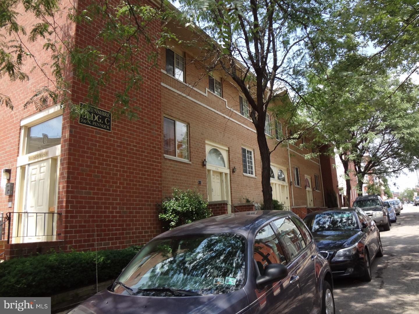 ART MUSEUM AREA - Residential Lease