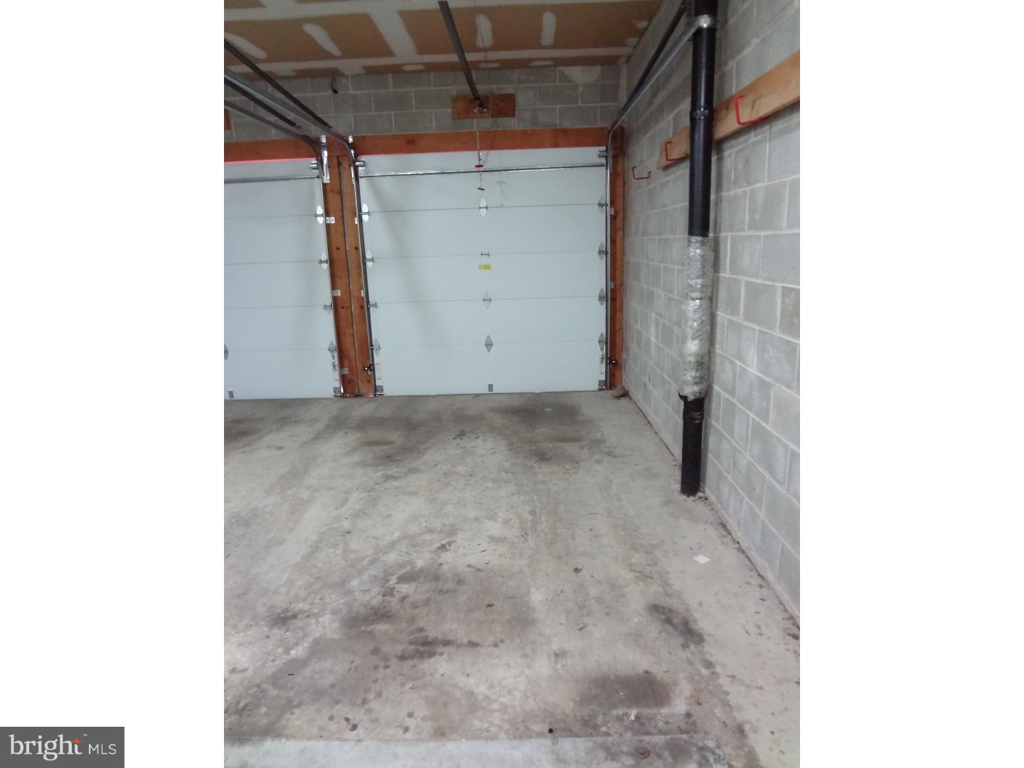 ART MUSEUM AREA - Residential Lease