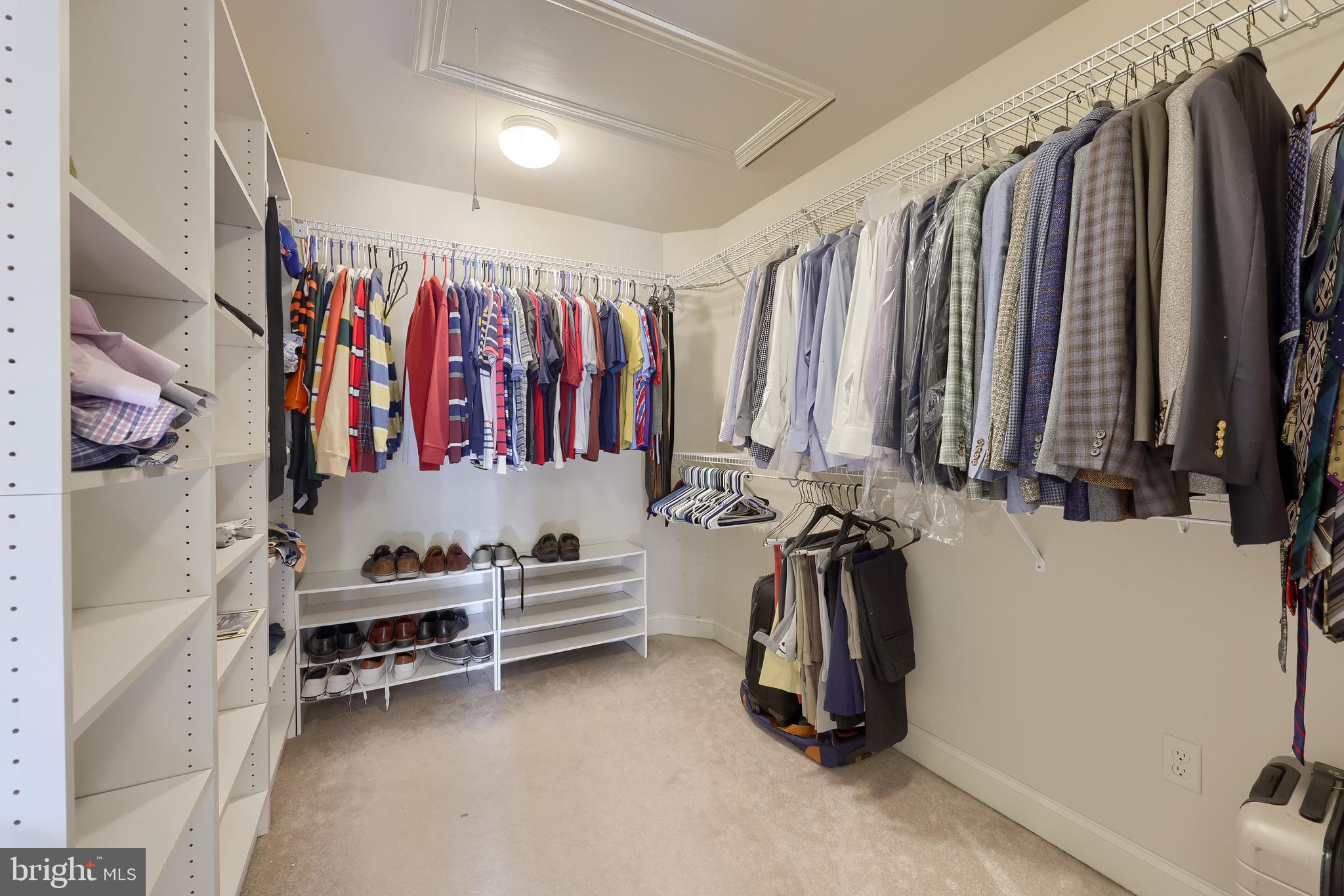 COLONY CHASE - Residential