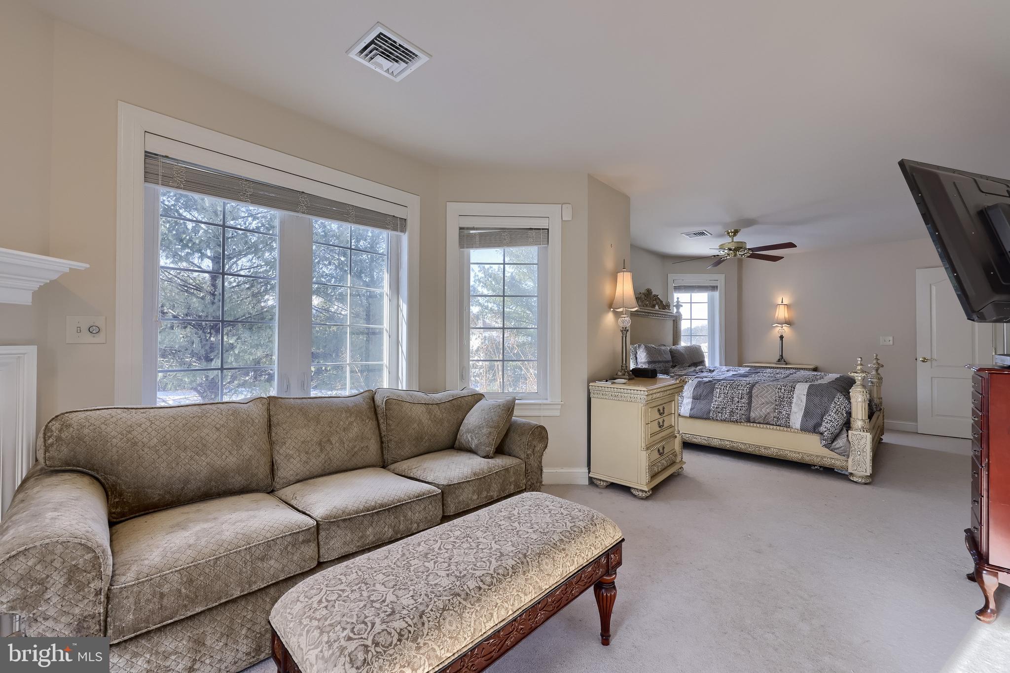 COLONY CHASE - Residential