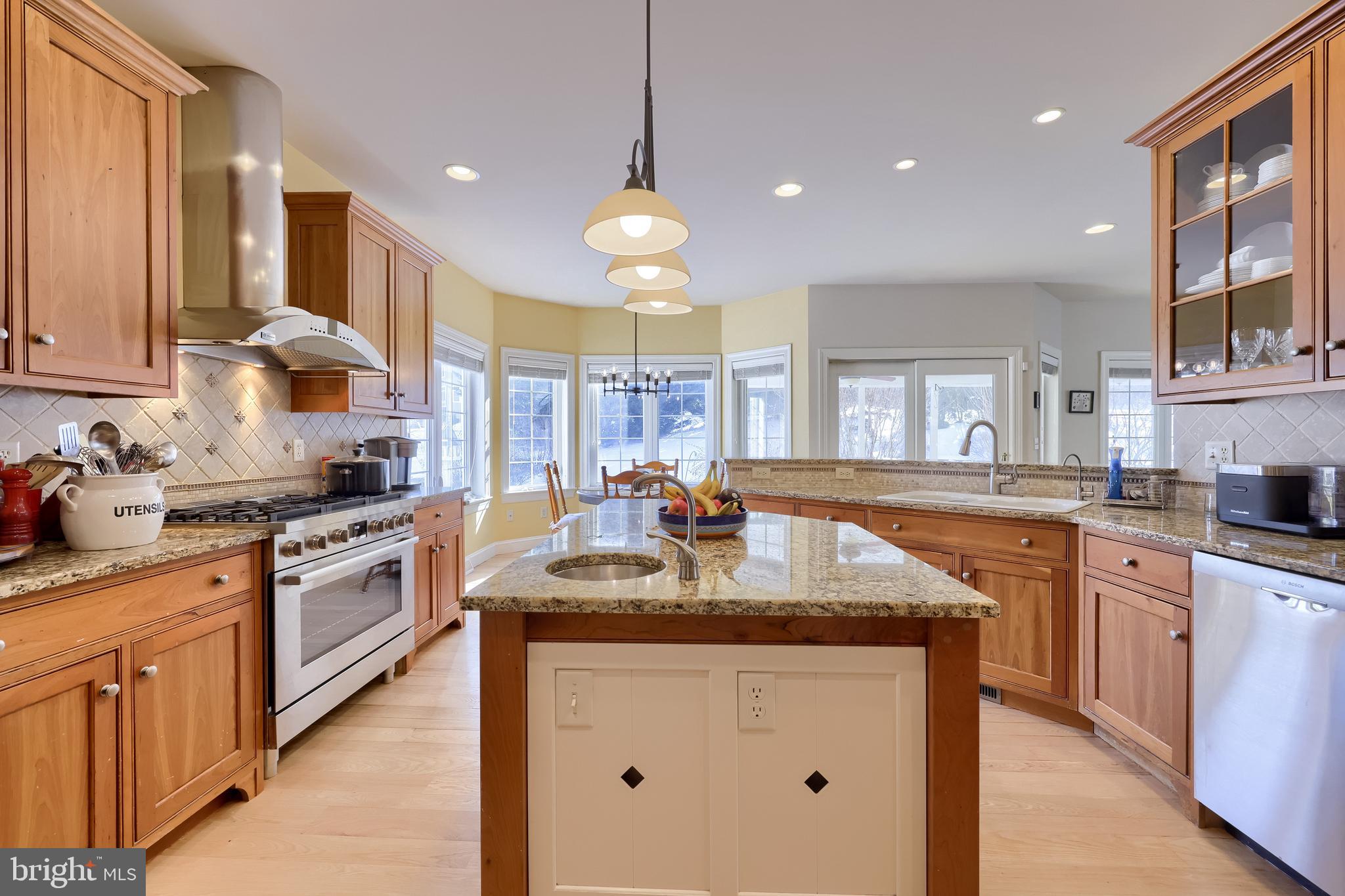 COLONY CHASE - Residential