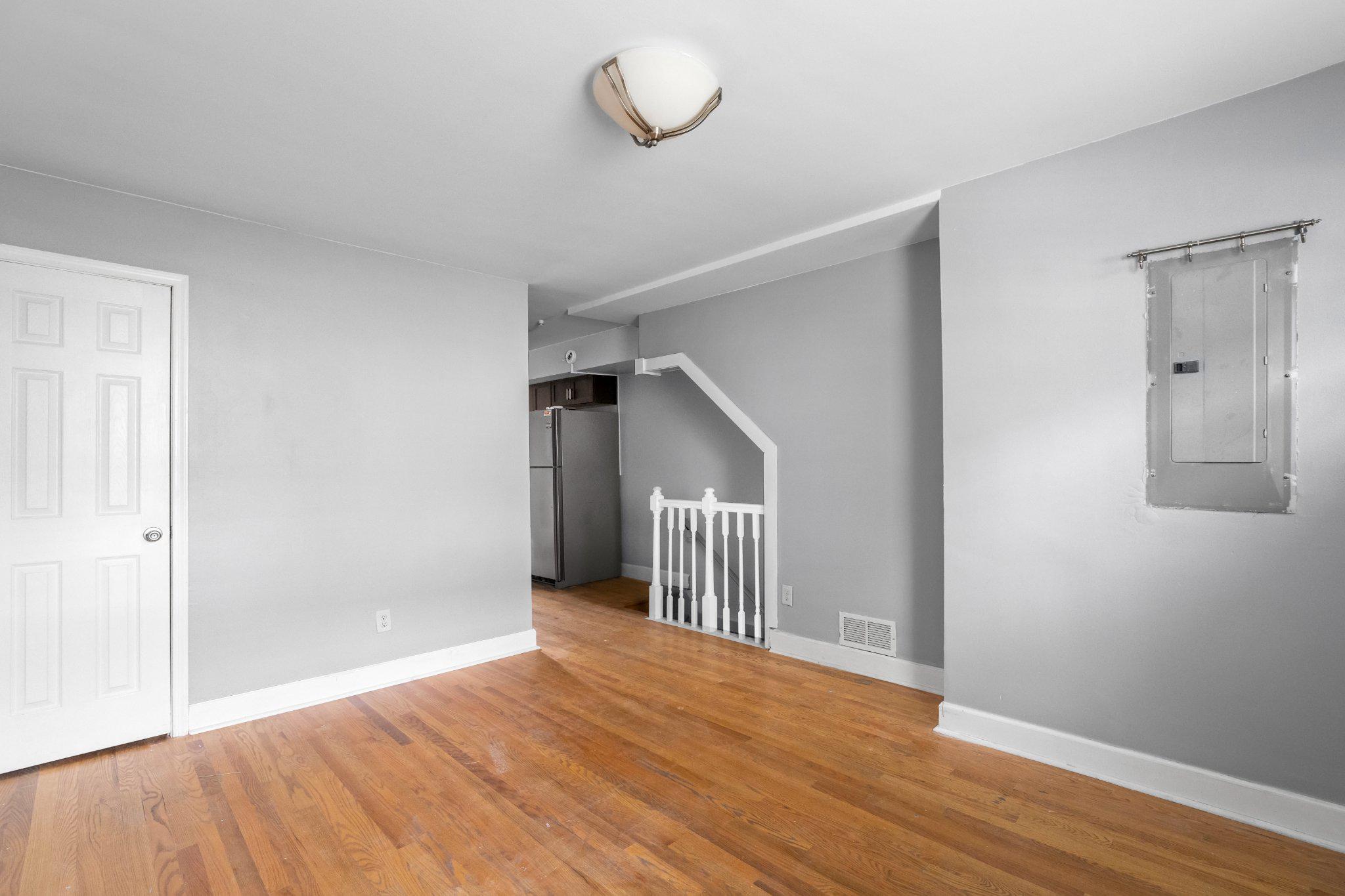 1731 HOLBROOK STREET NE