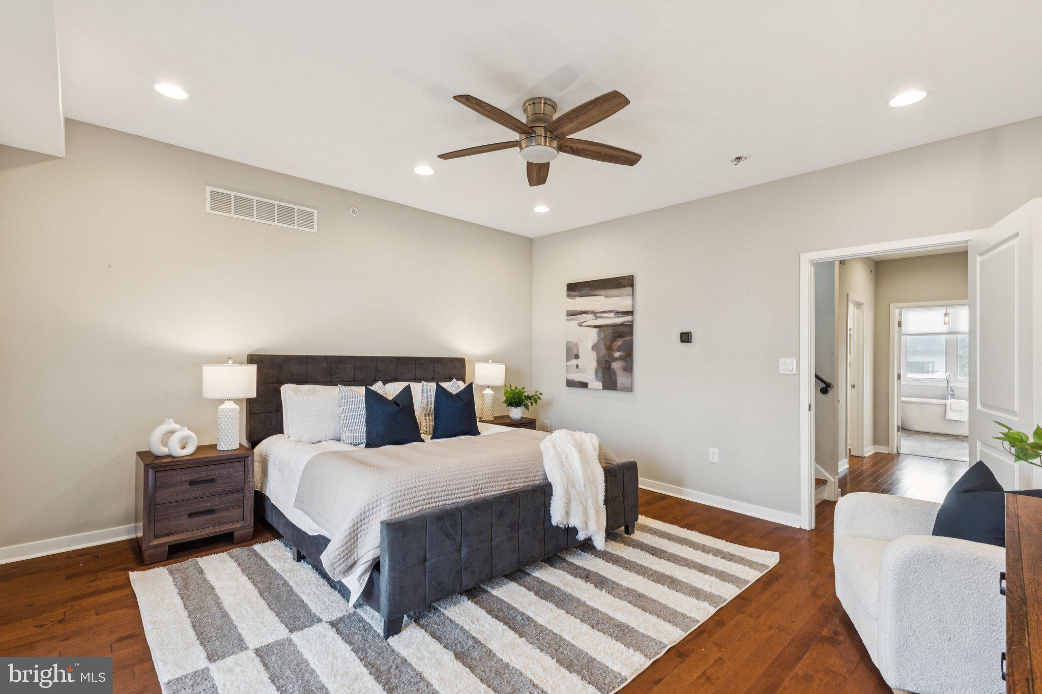 MANAYUNK - Residential